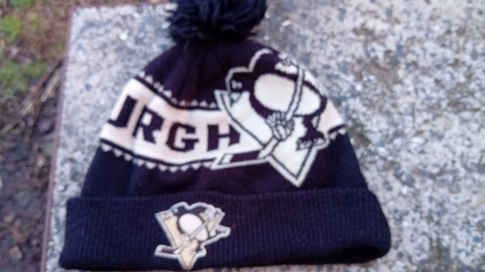 NHL × Reebok Pittsburgh Penguins Beanie Reebok Face Off Collection NHL Size ONE SIZE - 11 Thumbnail