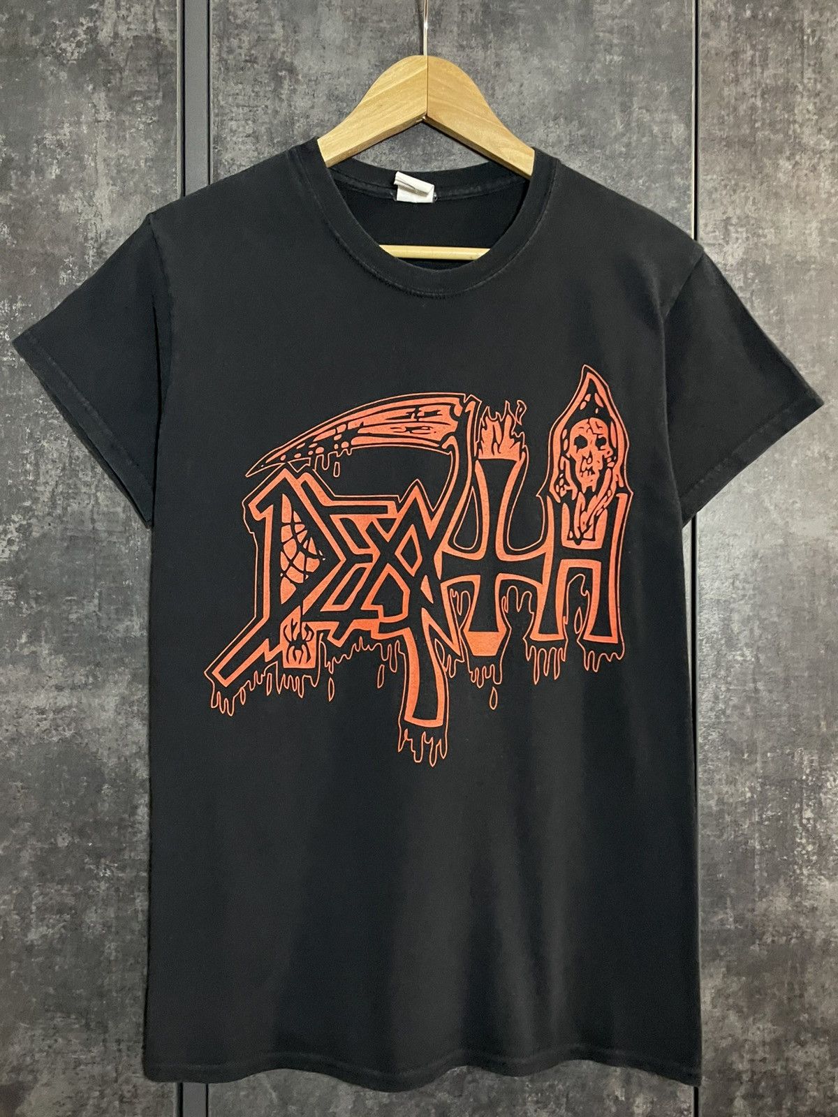 Vintage Vintage Death 2009 Rock Band Tshirt 3D Darkthrone Deftones Size US S / EU 44-46 / 1 - 3 Thumbnail