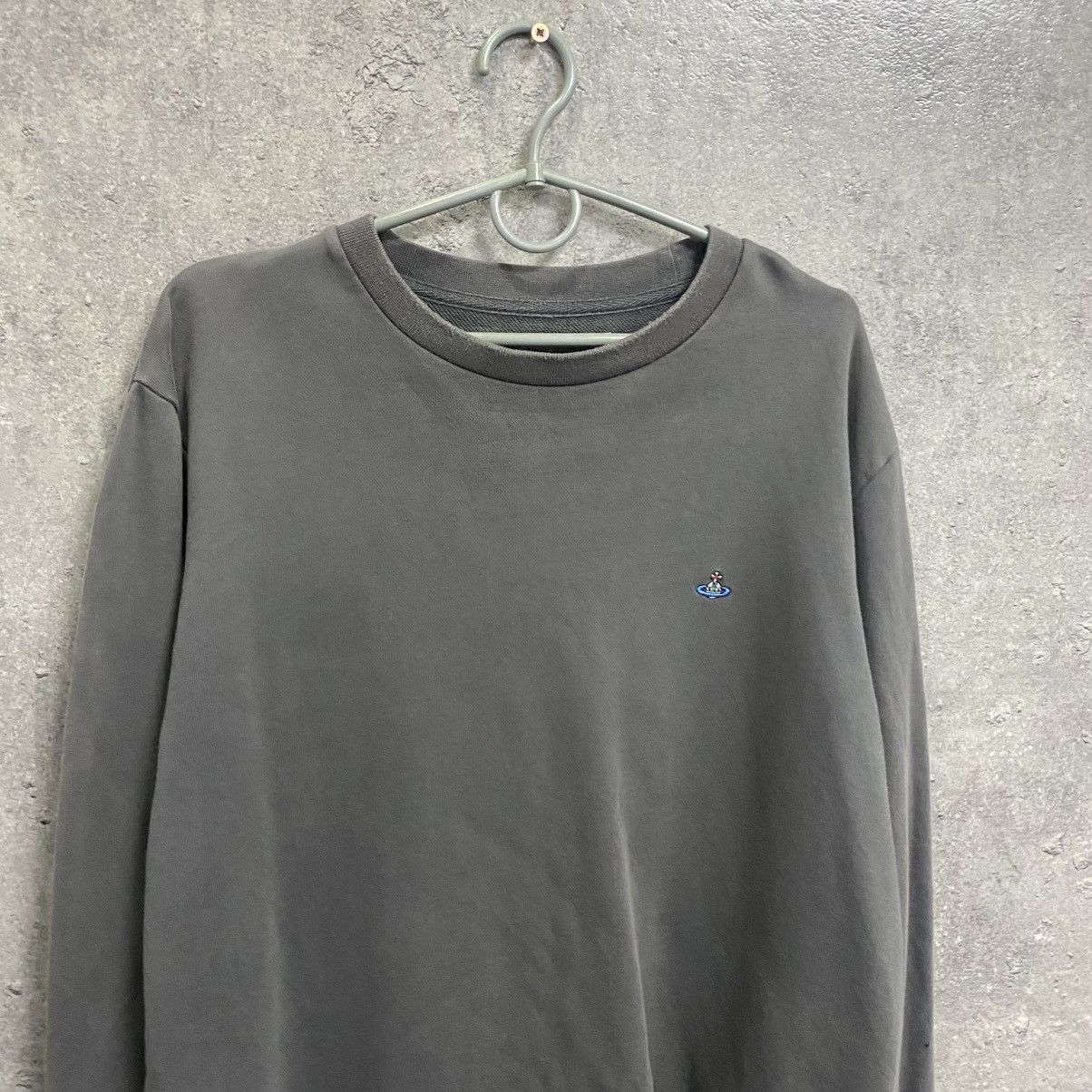 Vivienne Westwood Vintage Vivienne Westwood Sweatshirt Orb Logo Basic Pullover Size US M / EU 48-50 / 2 - 2 Thumbnail