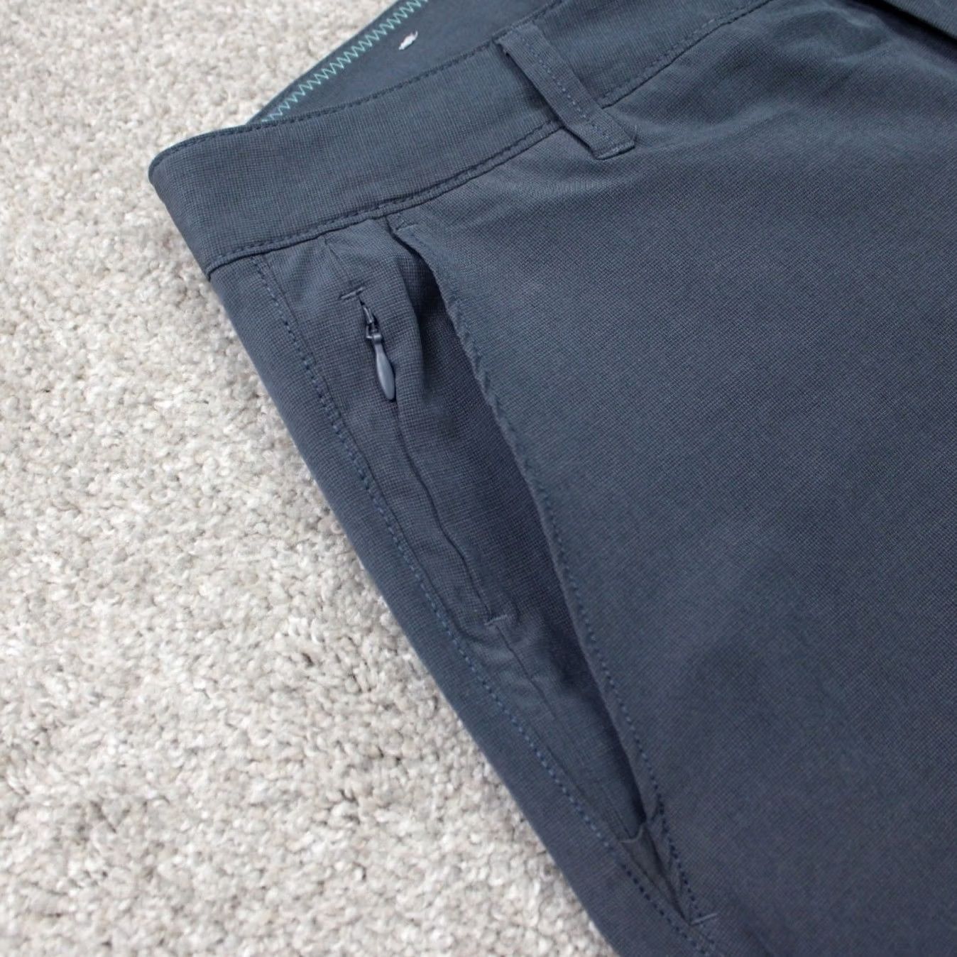 Vintage 7 Diamonds Performance Shorts Mens 33 Blue 10" Beacon Flat Front Stretch Casual Size US 33 - 5 Thumbnail