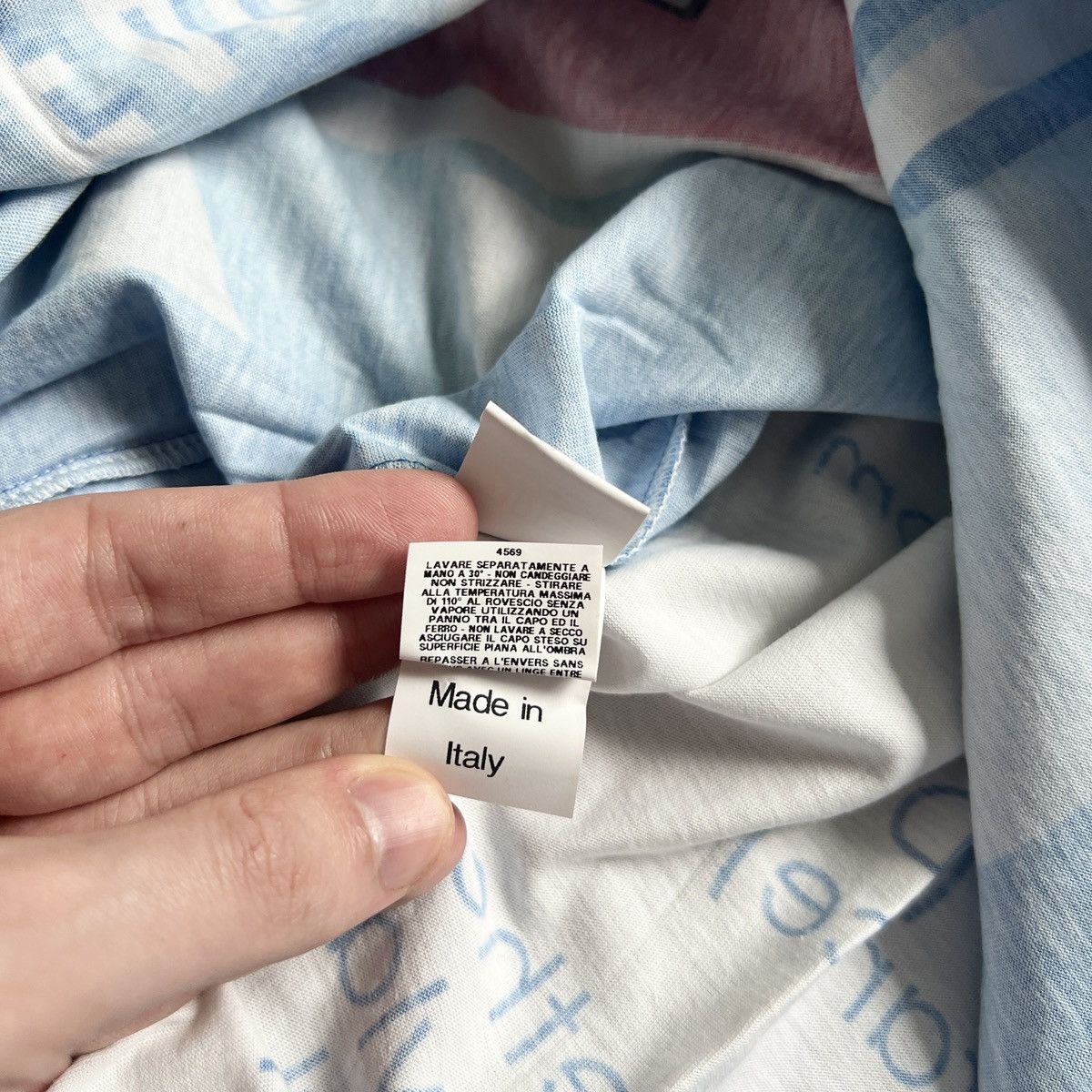 Moschino RARE 🧼🫧🧽 MOSCHINO FRESH T-SHIRT print jeremy scott swag Size US XL / EU 56 / 4 - 9 Thumbnail