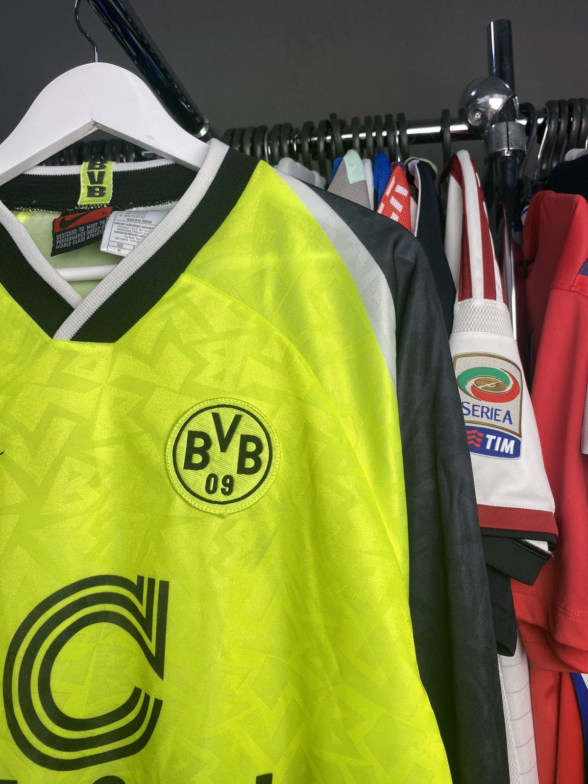 Nike 1996/97 NIKE BORUSSIA DORTMUND SOCCER FOOTBALL JERSEY SHIRT Size US XL / EU 56 / 4 - 4 Thumbnail