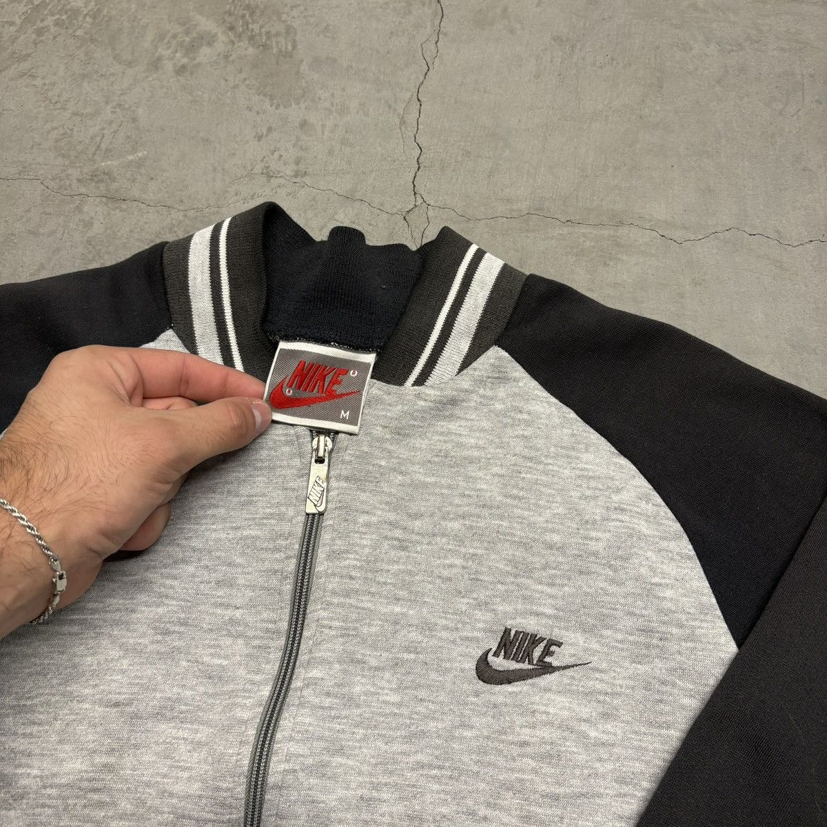 Nike Vintage 80s Nike Two Tone Sweatshirt Bomber Jacket Size US M / EU 48-50 / 2 - 3 Thumbnail