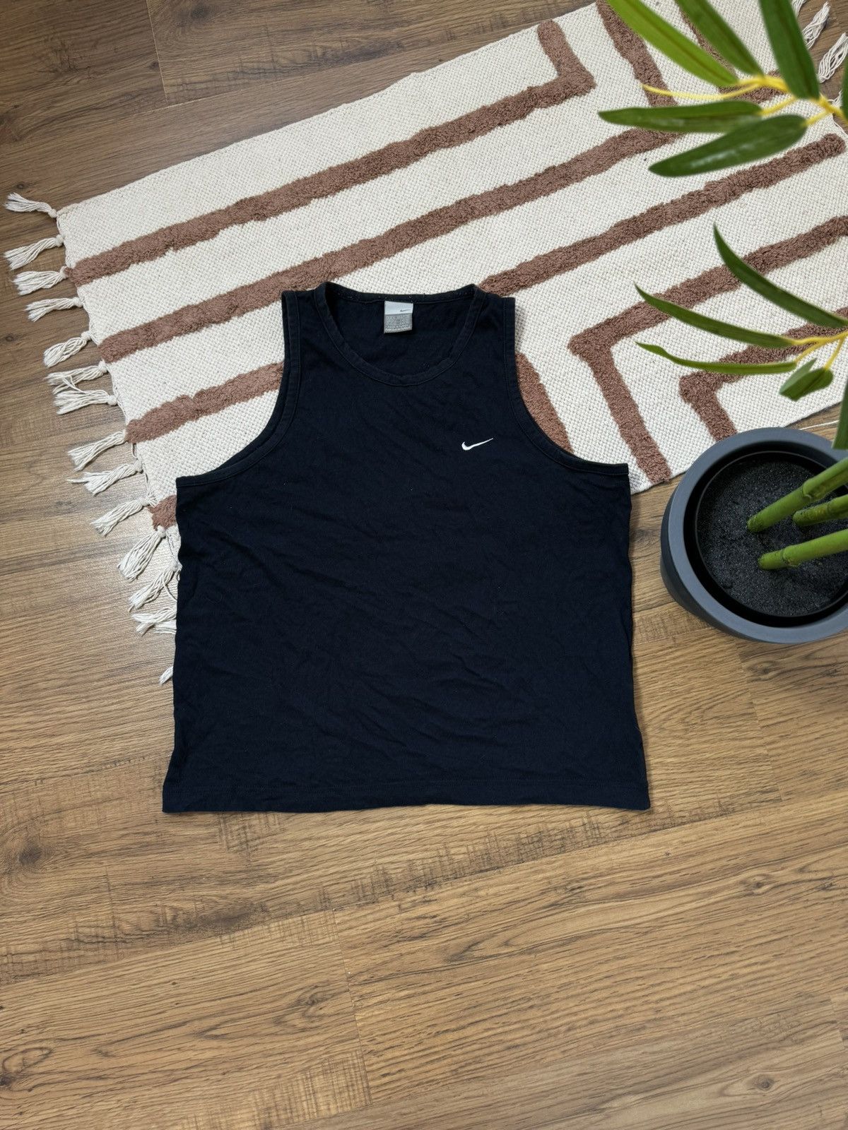 Nike 1990s NIKE MINI SWOOSH TANK TOP TEE Size US M / EU 48-50 / 2 - 2 Thumbnail