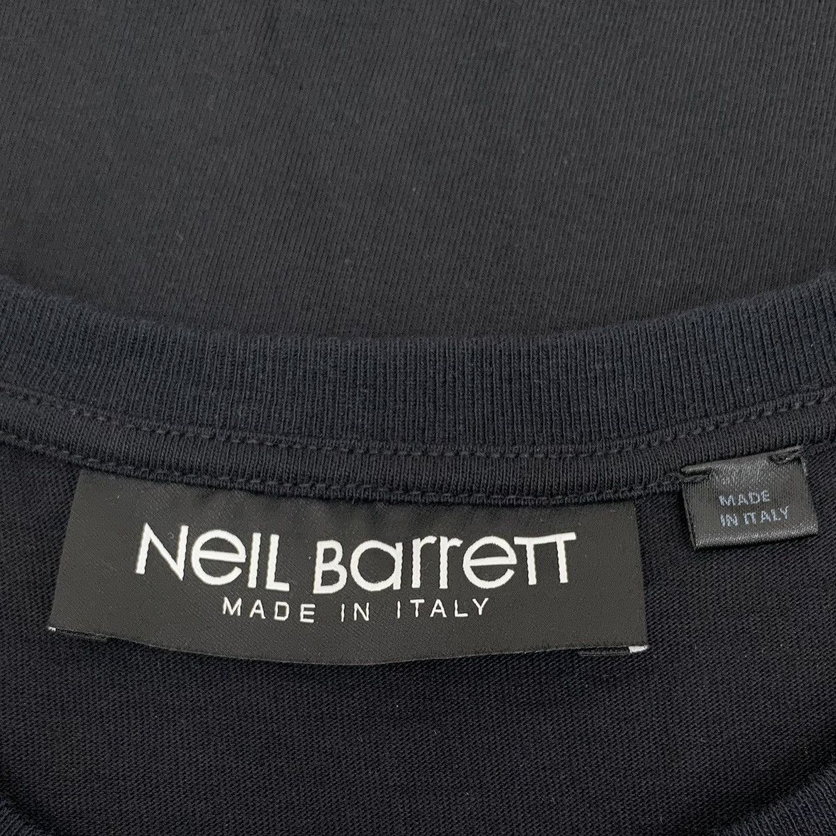 Neil Barrett Neil Barrett Black Statue of Liberty Print T-shirt K26WX Size US S / EU 44-46 / 1 - 5 Thumbnail