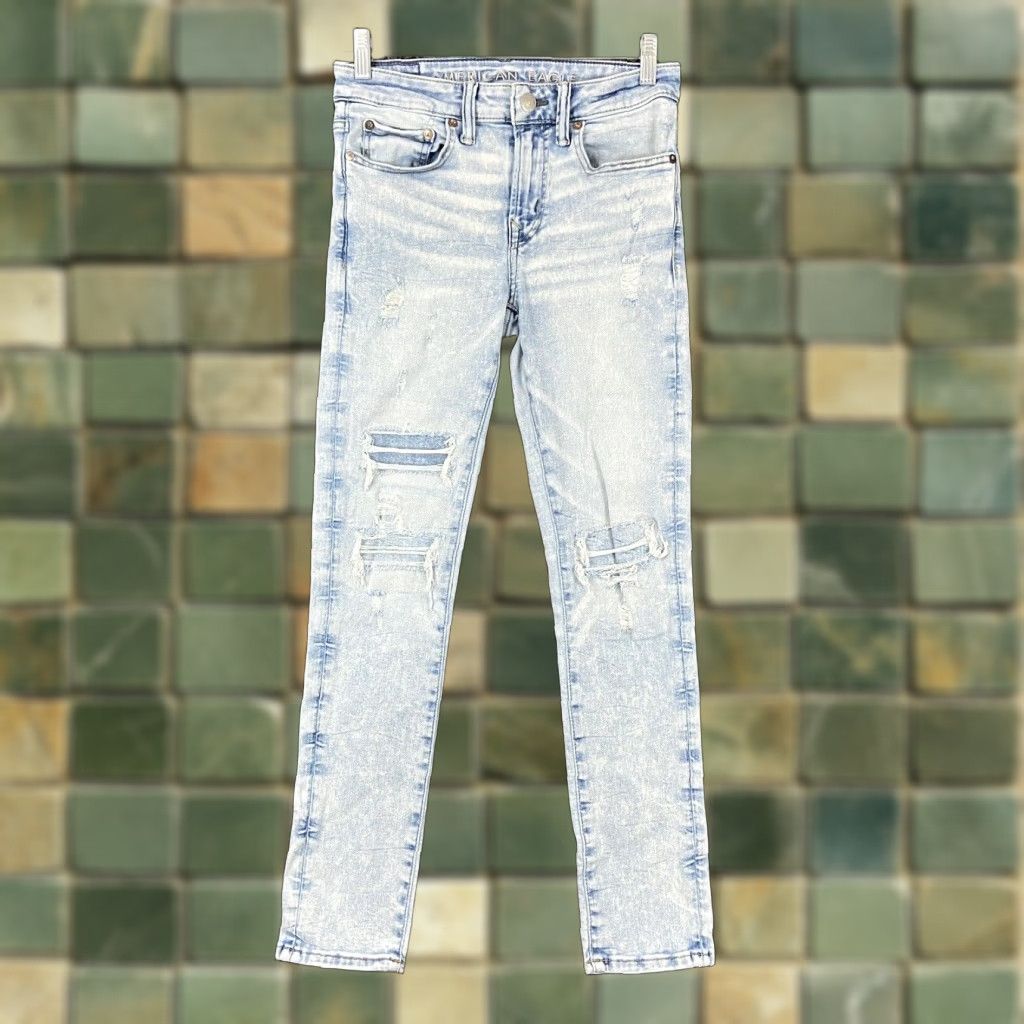American Eagle Outfitters AMERICAN EAGLE Skinny Distressed Light Wash Blue Jeans Regular Fit Men’s 28x27 Size US 28 / EU 44 - 1 Thumbnail