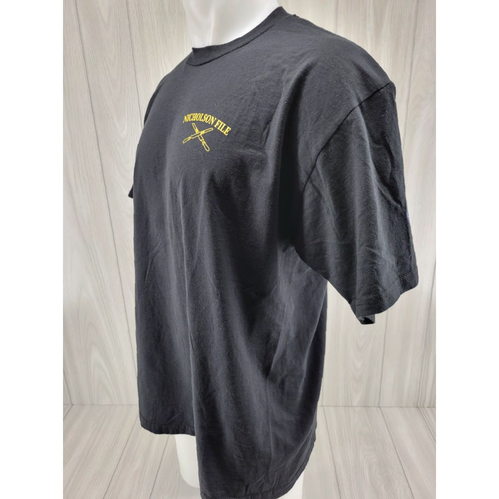Jerzees VINTAGE Nicholson File Black Shirt Men’s Size L Graphic Print T-Shirt Short Sleeve Men Size US L / EU 52-54 / 3 - 3 Thumbnail