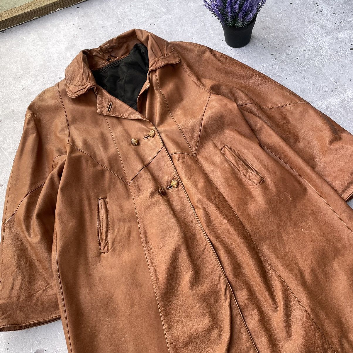 Japanese Brand vintage red leather trench coat style y2k japanese Size US L / EU 52-54 / 3 - 6 Thumbnail