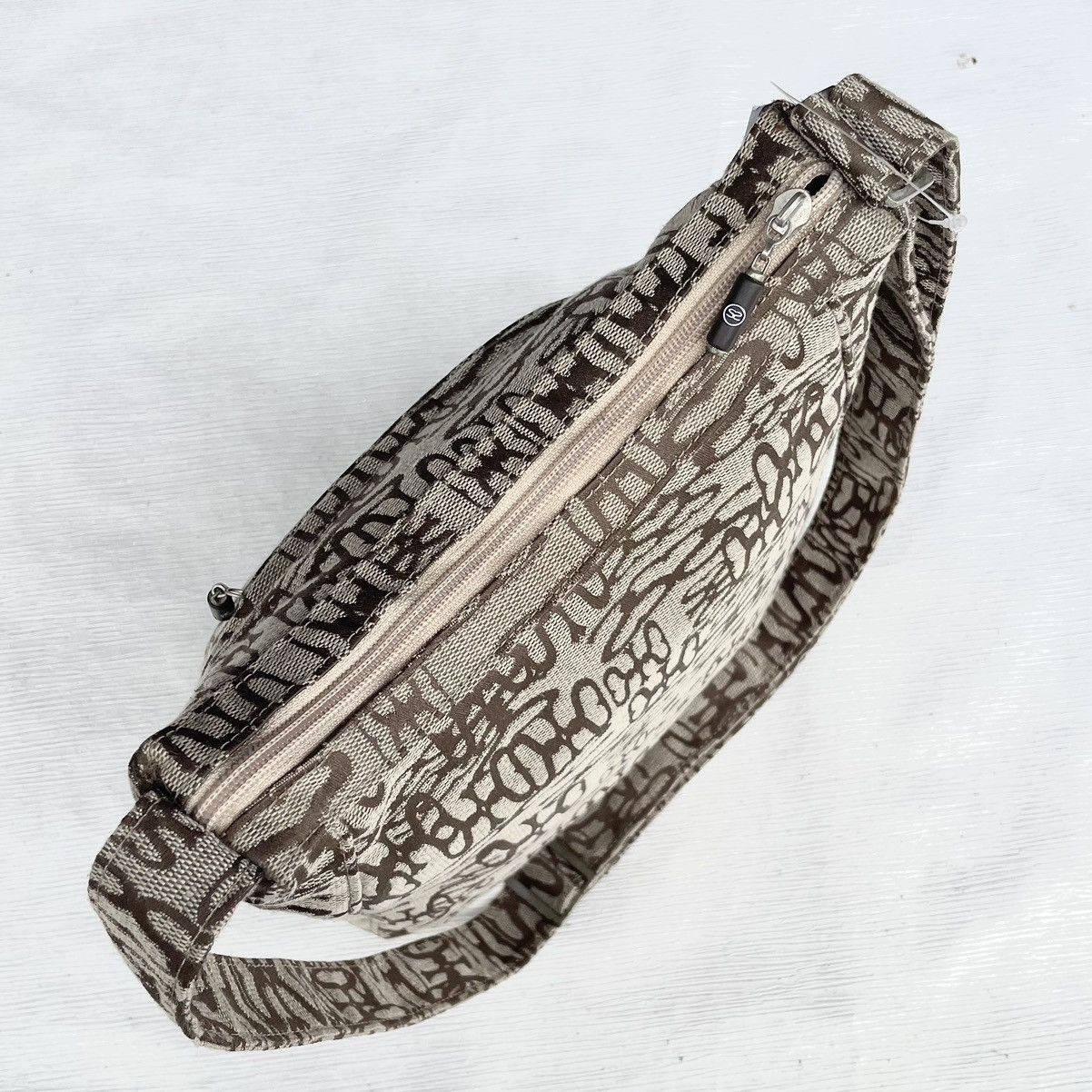 Japanese Brand Two Way Savoy Full Print Shoulder/Crossbody Bag Size ONE SIZE - 4 Thumbnail