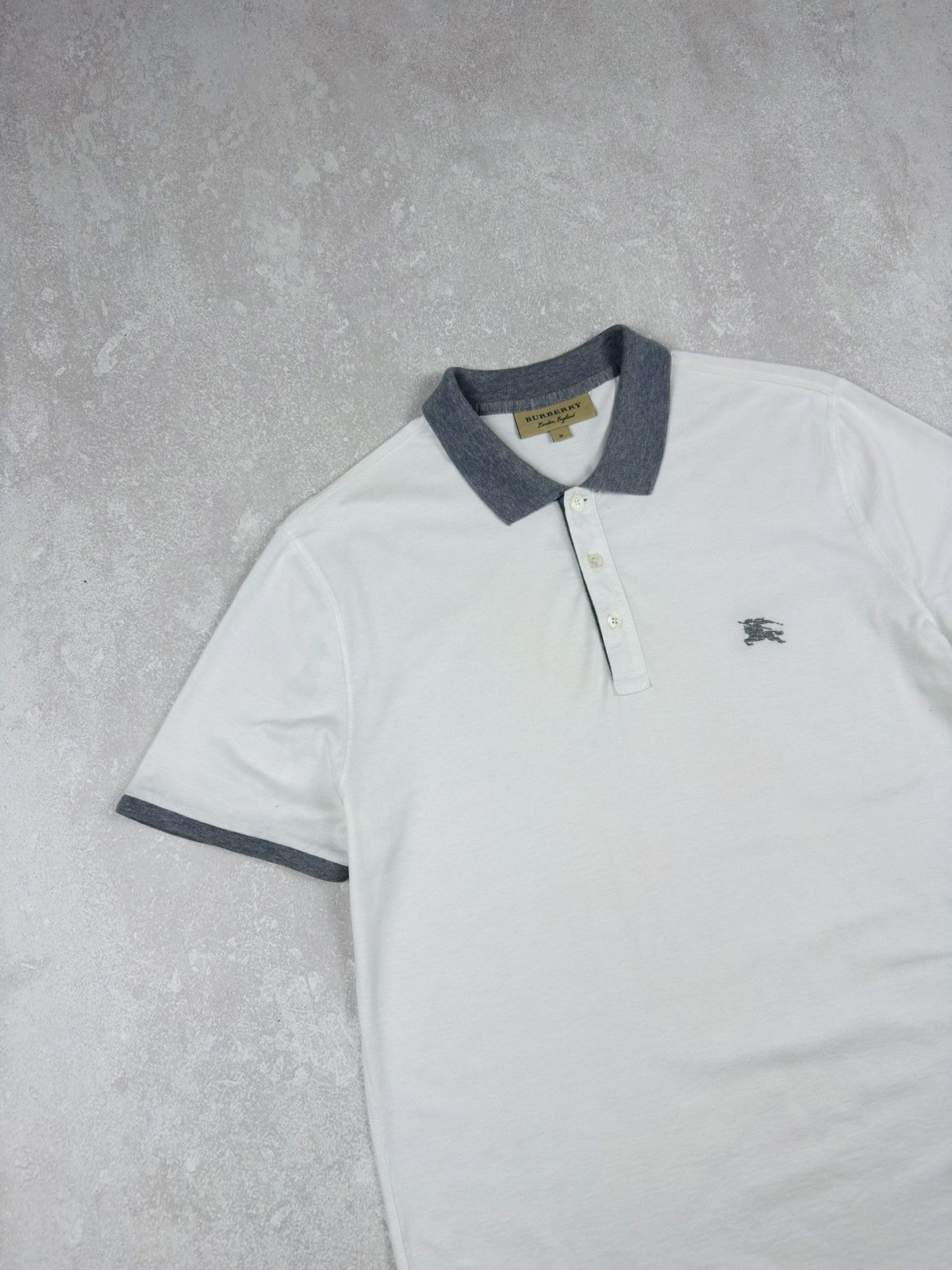 Burberry Burberry London England White Short Sleeve Polo Logo size M Size US M / EU 48-50 / 2 - 4 Thumbnail