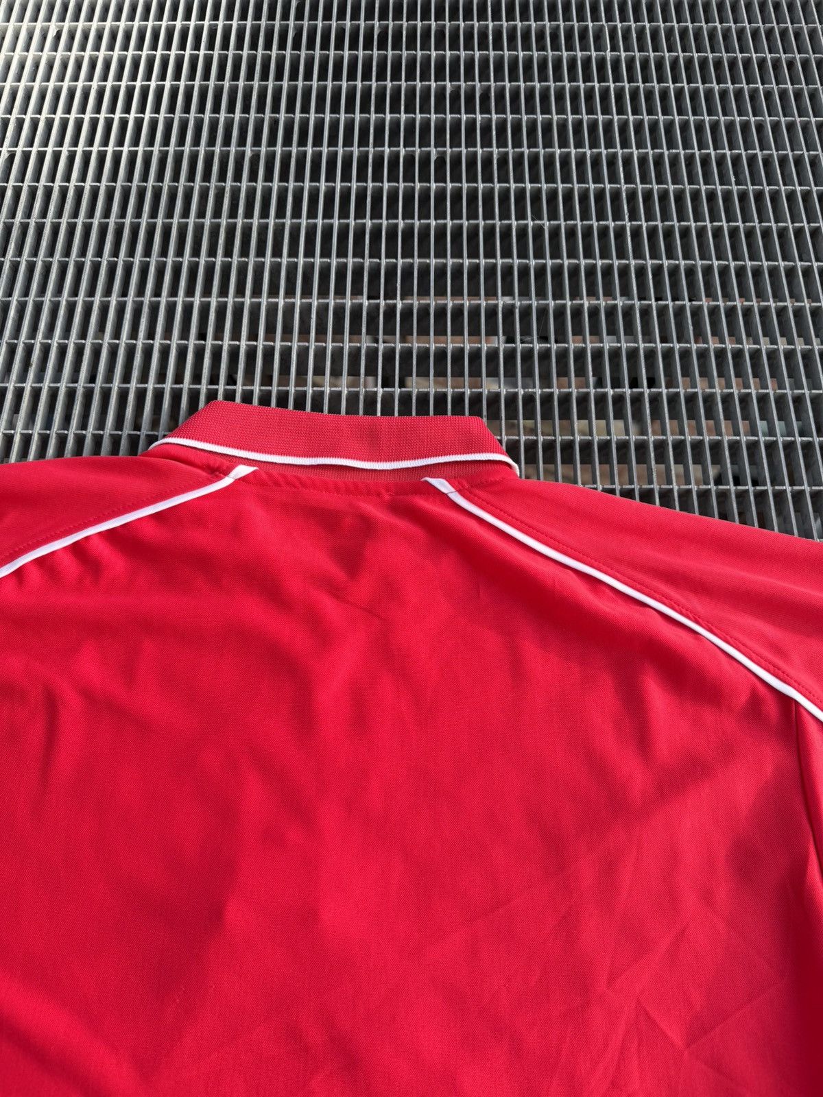 Reebok Vintage 2001/2002 Reebok Liverpool Home Jersey Size US XL / EU 56 / 4 - 16 Thumbnail