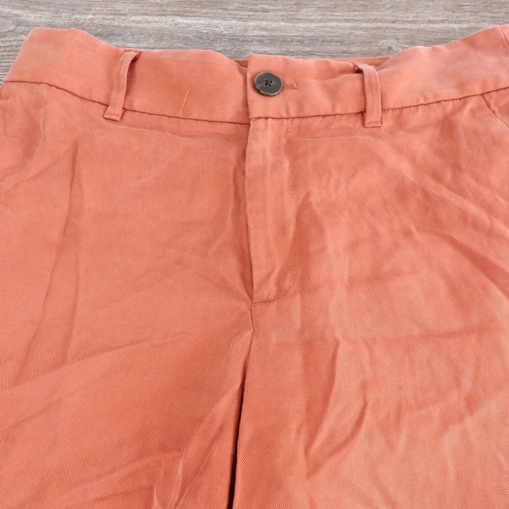 Banana Republic BANANA REPUBLIC CHINO ORANGE SHORTS WOMENS SIZE 4 FLAT FRONT Size 27" / US 4 / IT 40 - 2 Thumbnail