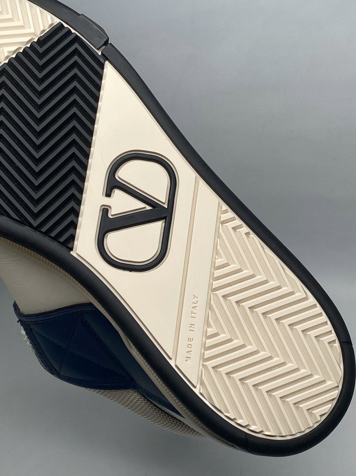 Valentino Valentino Garavani Leather Sneakers size 45/us size 12 Size US 12 / EU 45 - 13 Thumbnail