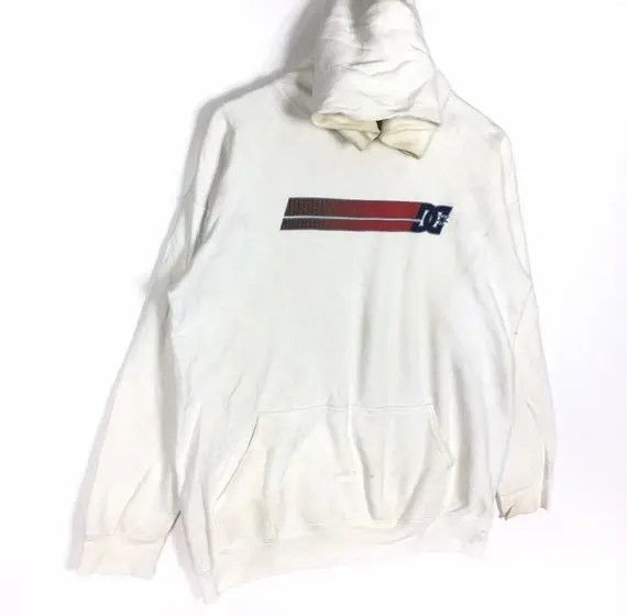 Vintage Vtg DCSHOECOUSA Center Logo Hoodie Skateboarding Pullover Size US M / EU 48-50 / 2 - 4 Thumbnail