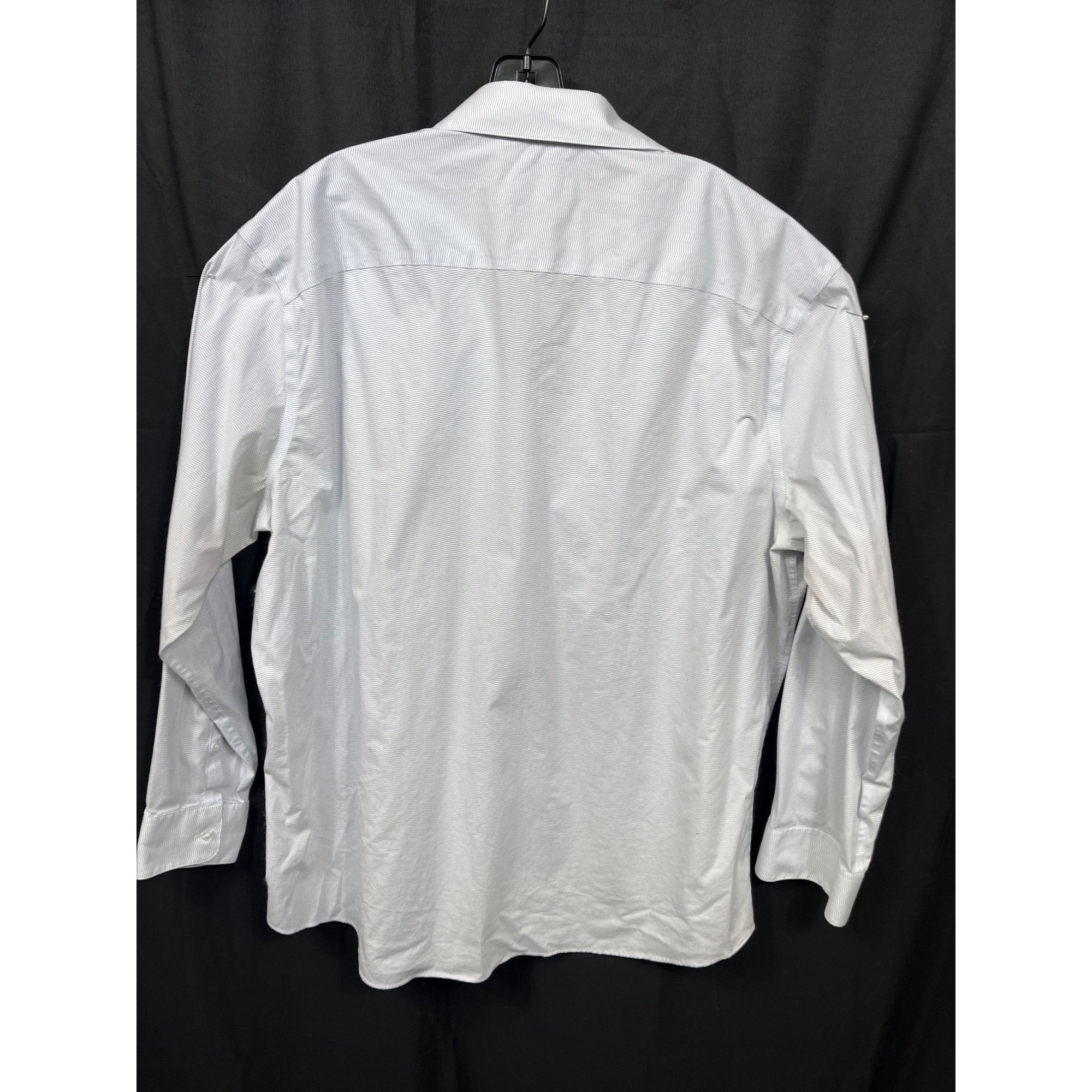Calvin Klein Calvin Klein Mens Blue BUtton Up shirt Size 2XL SKU 7109 Size US XXL / EU 58 / 5 - 2 Thumbnail