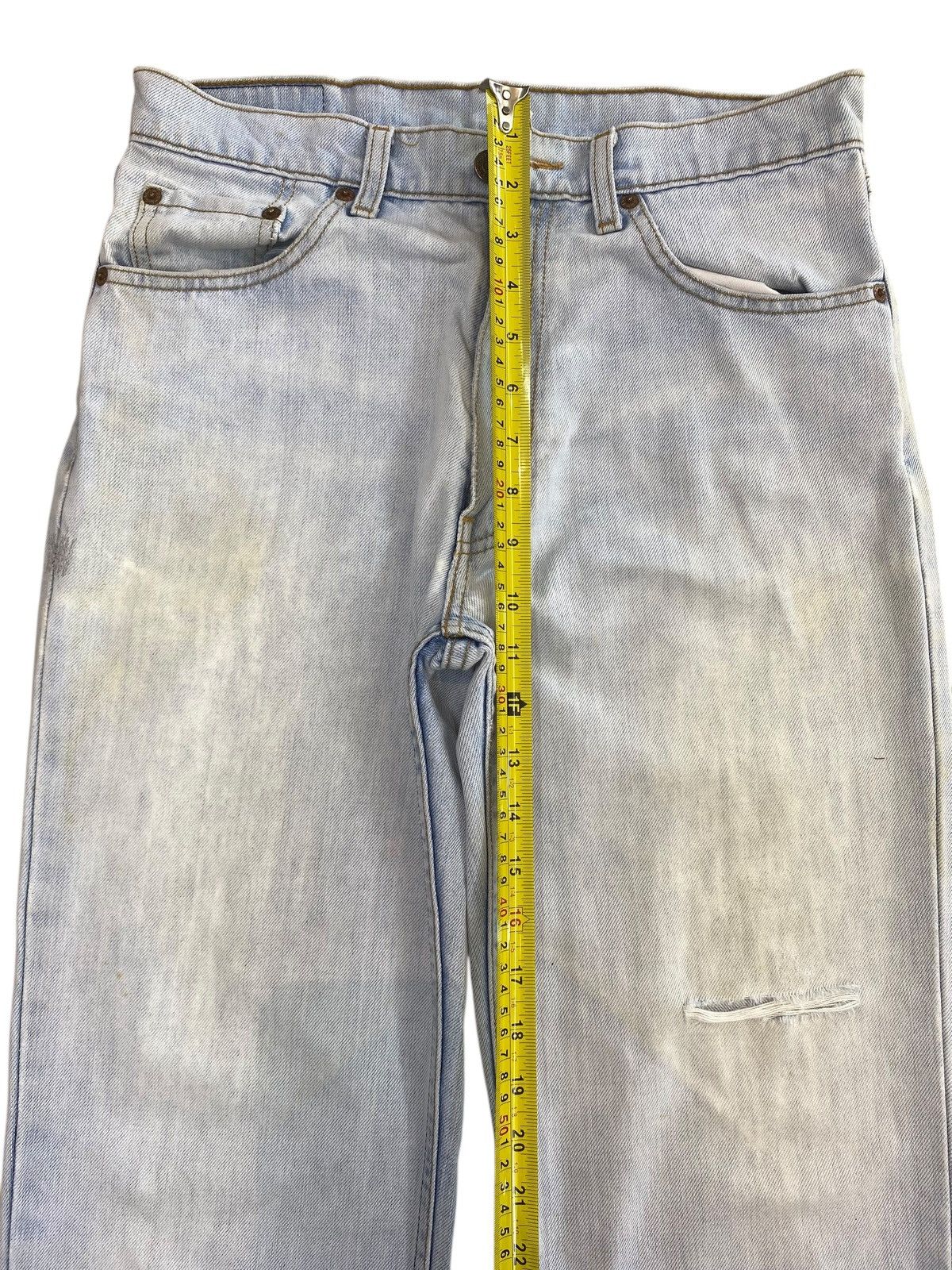 Levi's Vintage Levi’s Light Blue Wash Style Ripped Jeans Size US 28 / EU 44 - 6 Thumbnail