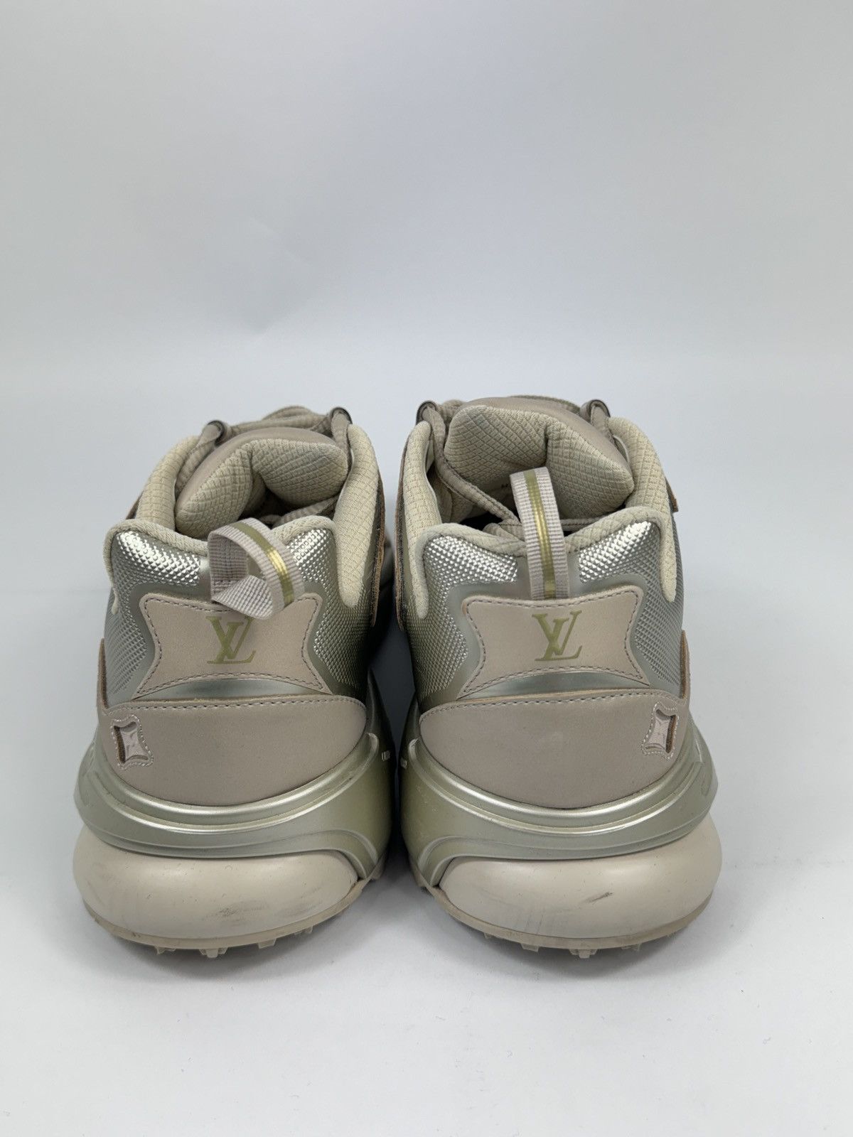 Louis Vuitton LV RUNNING TATIC SNEAKERS Size US 11 / EU 44 - 4 Thumbnail