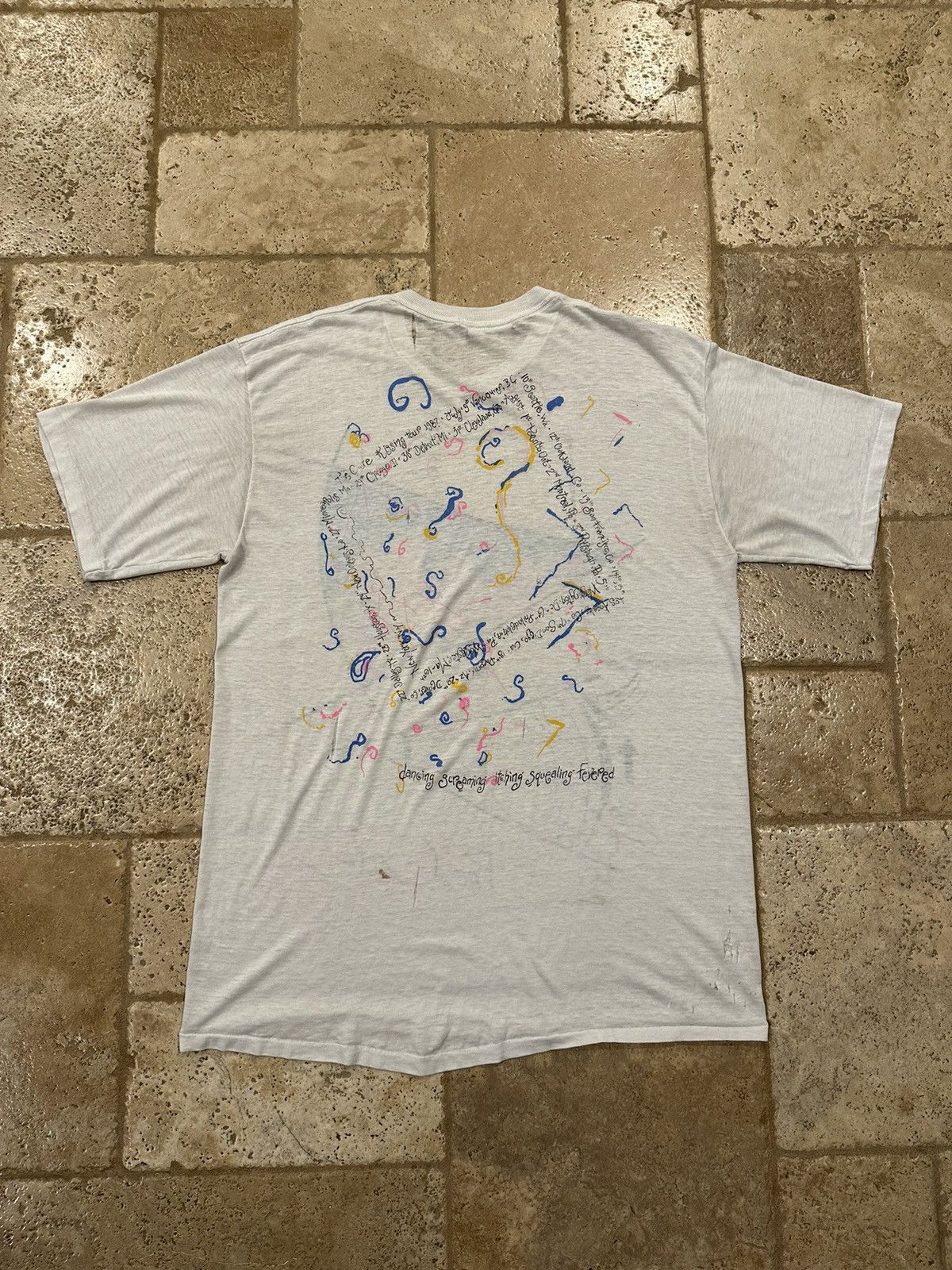 Band Tees Vintage The Cure 1987 Kissing Concert Tour White T-Shirt Size US XL / EU 56 / 4 - 11 Thumbnail