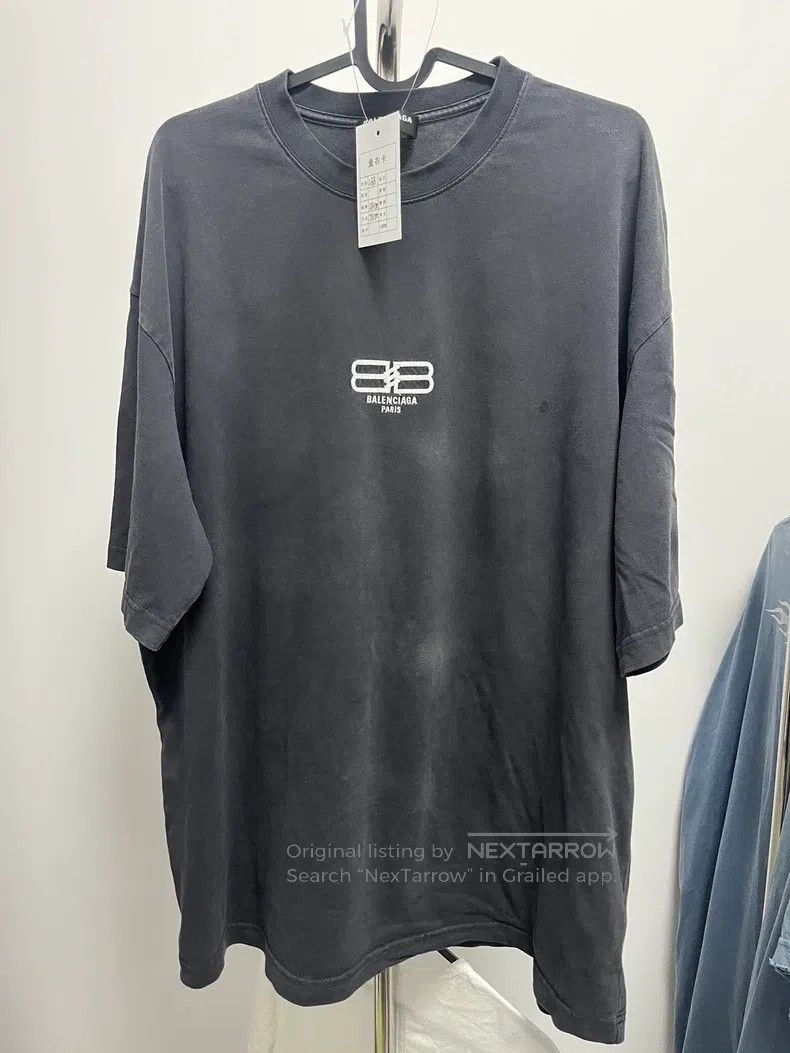 Balenciaga Balenciaga Black Washed Distressed Embroidered BB Short Sl Size US L / EU 52-54 / 3 - 1 Thumbnail