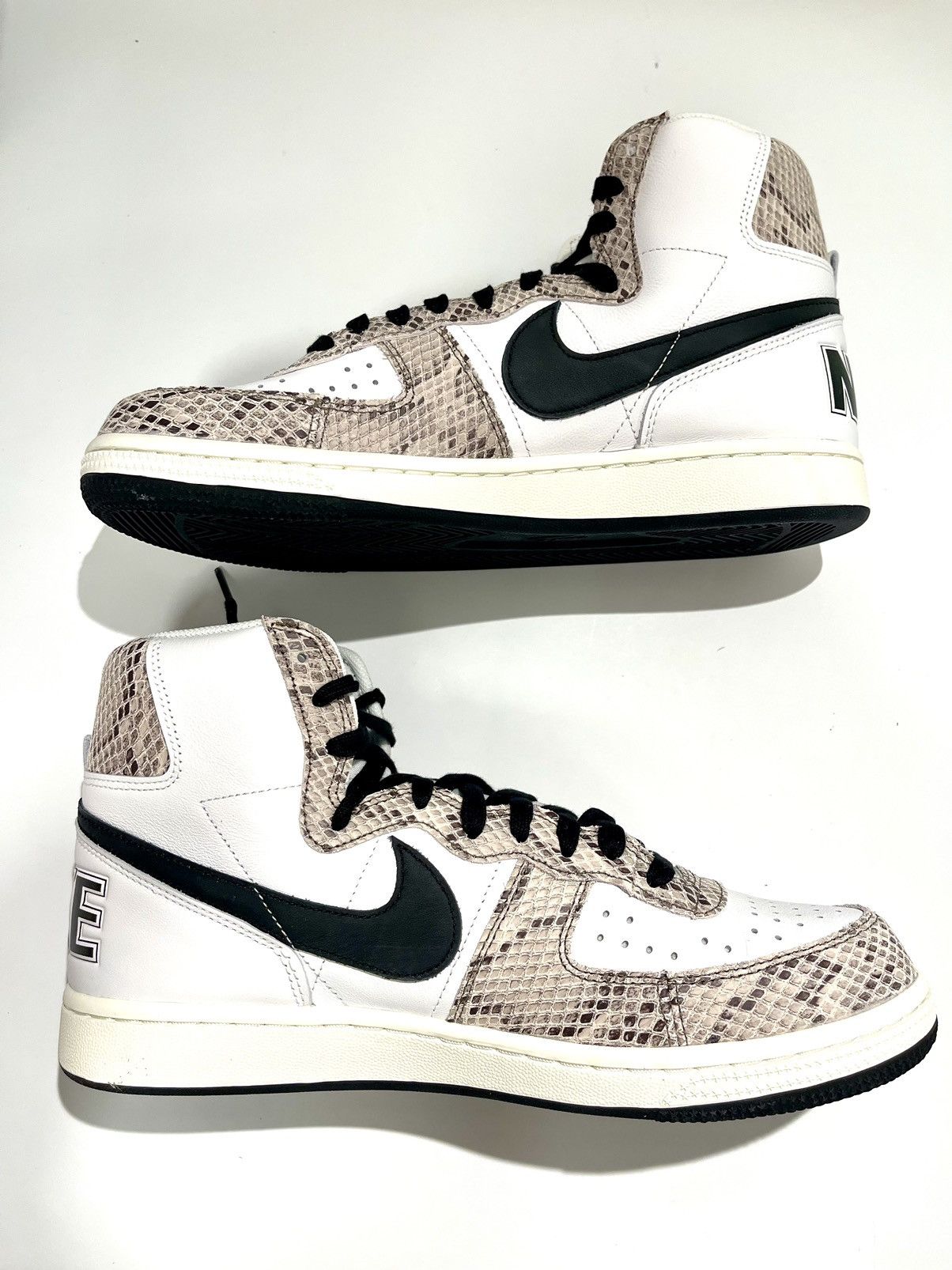 Nike NIKE TERMINATOR HIGH COCOA SNAKE 2022 Size US 10 / EU 43 - 2 Thumbnail