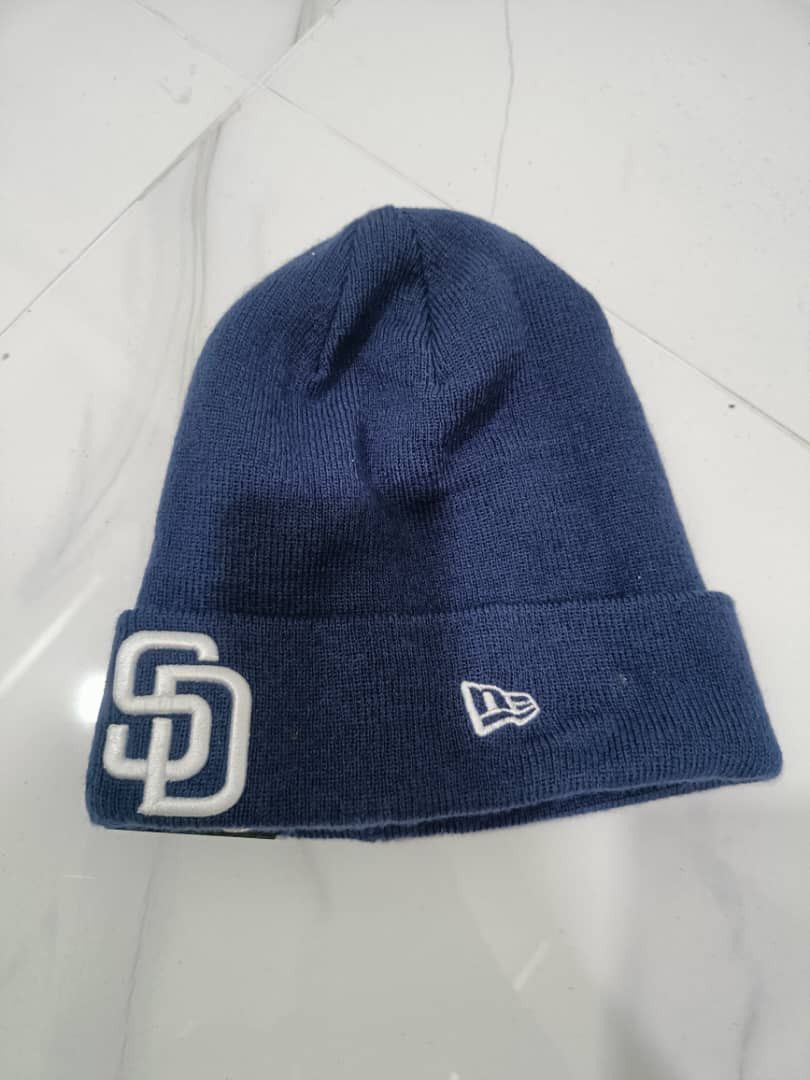 MLB × New Era NWT!!! NEW ERA SAN DIEGO PADRES BEANIE Hat Size ONE SIZE - 2 Thumbnail