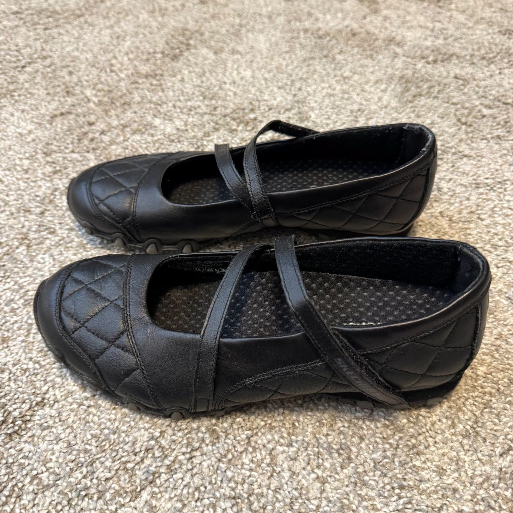 SKECHERS VINTAGE Sketchers Black Leather Ballet Mary Jane Flats 6.5 Quilted Gorpcore Women Shoes Flat Mary Jane Size US 7 / IT 37 - 4 Thumbnail