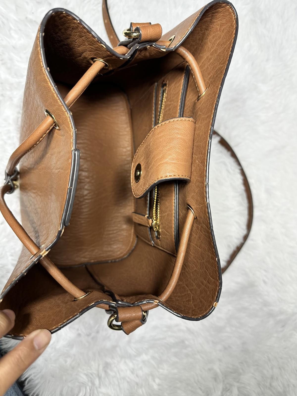 Calvin Klein Calvin Klein Brown Leather Bucket Bag with Drawstring Size ONE SIZE - 8 Thumbnail