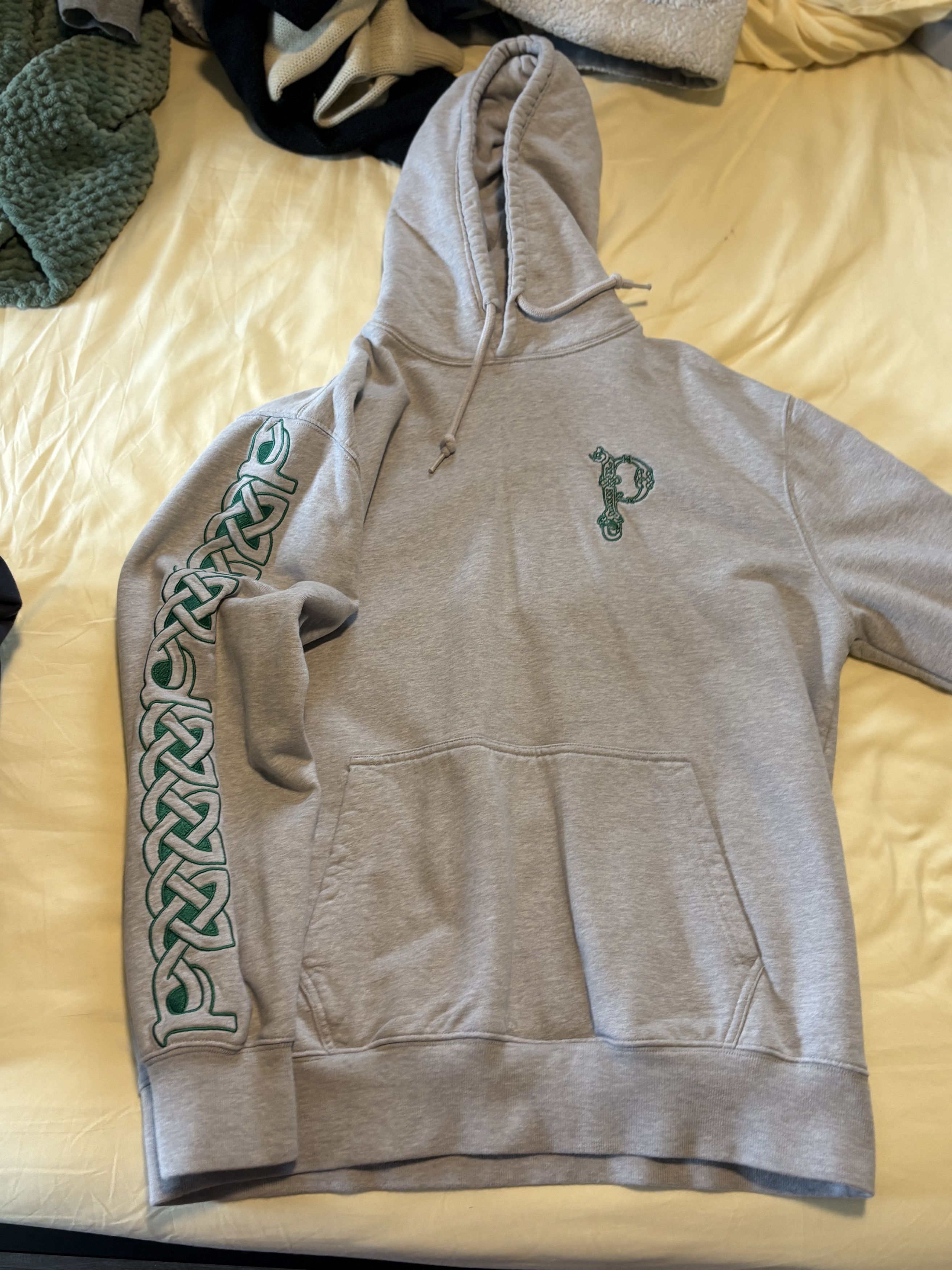 Palace ye old hoodie Size US L / EU 52-54 / 3 - 1 Thumbnail