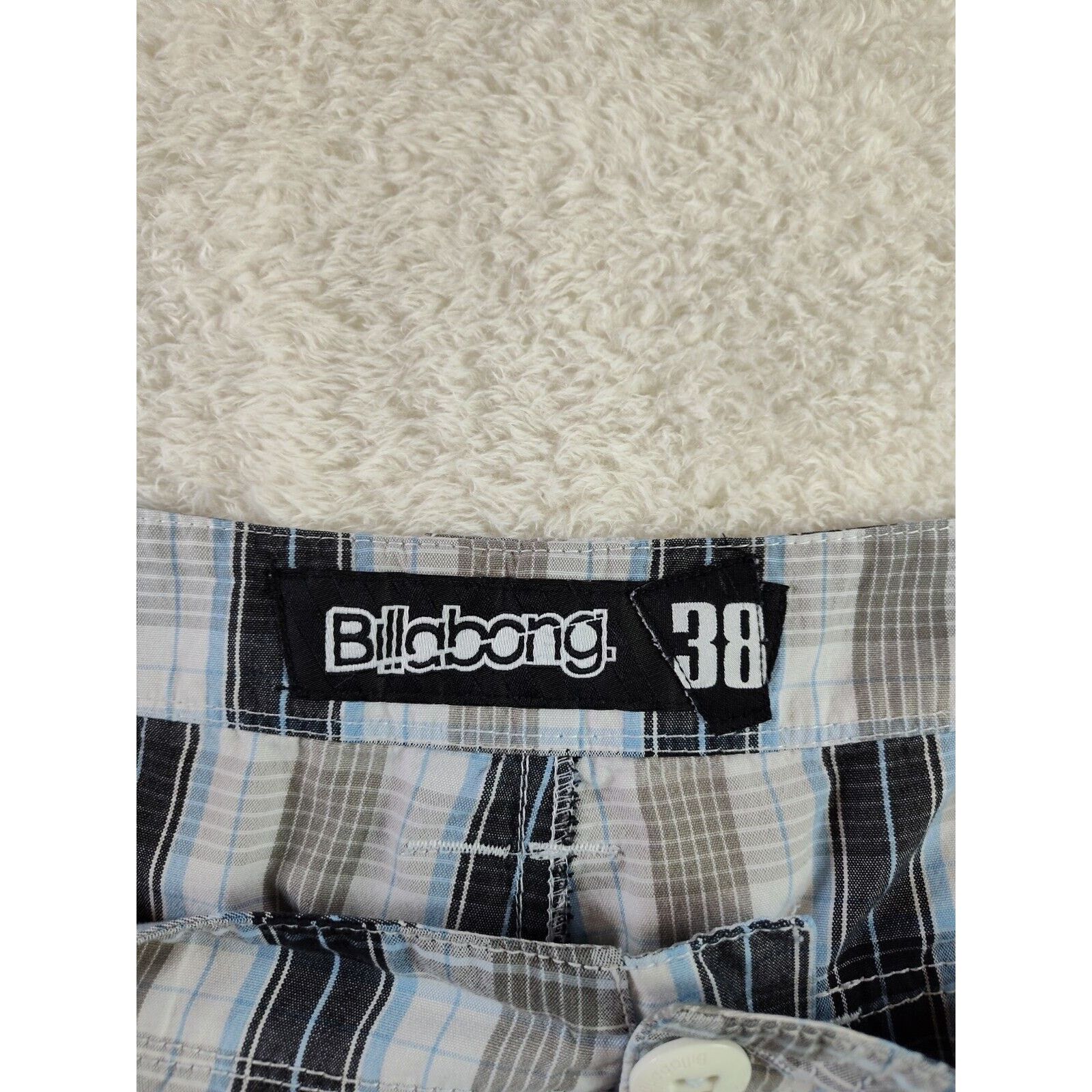 Billabong Vintage Billabong Shorts Size 38 mens plaid rare Size US 38 / EU 54 - 12 Thumbnail