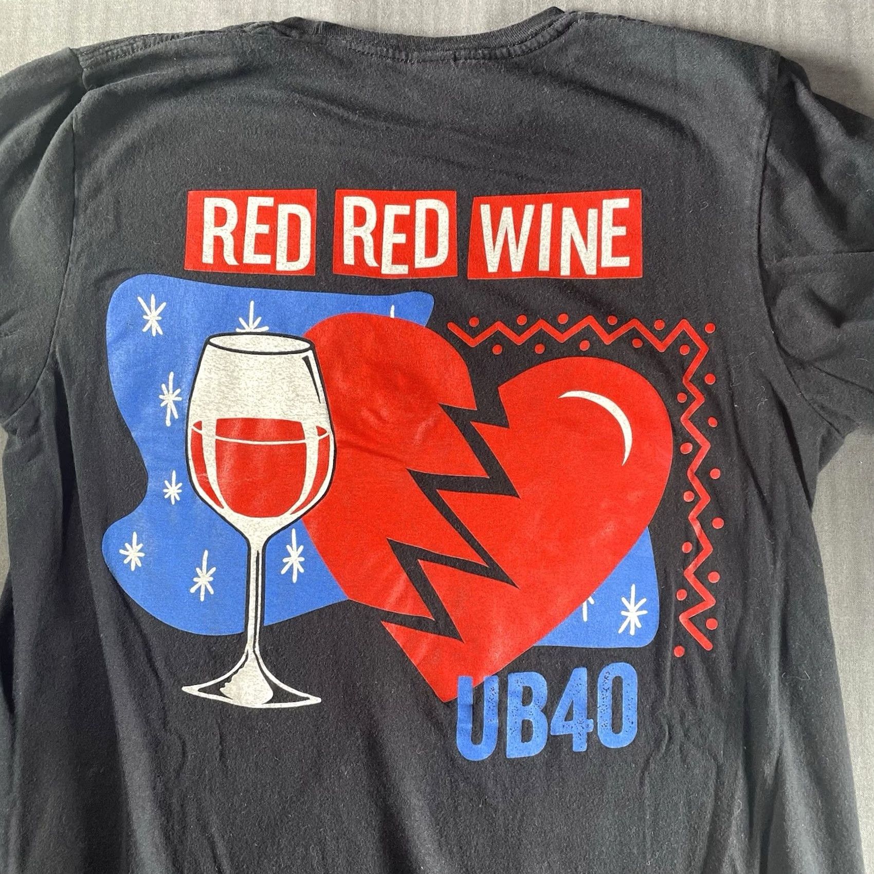 Vintage UB40 Shirt Men Small Red Black The Beat Reggae English T-Shirt S Mens Red Wine UB40 Shirt Reggae Shirt Size US S / EU 44-46 / 1 - 2 Thumbnail
