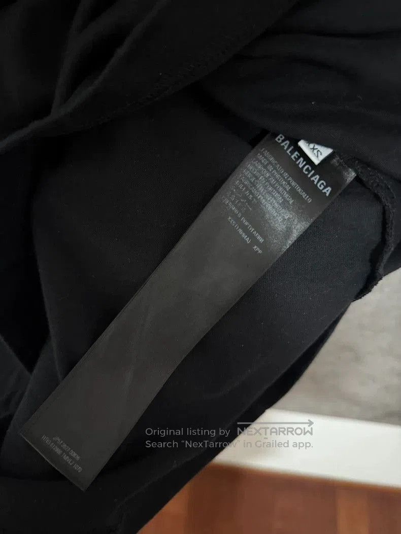 Balenciaga Balenciaga WFP collaboration front and back logo short. Size US XXS / EU 40 - 4 Thumbnail