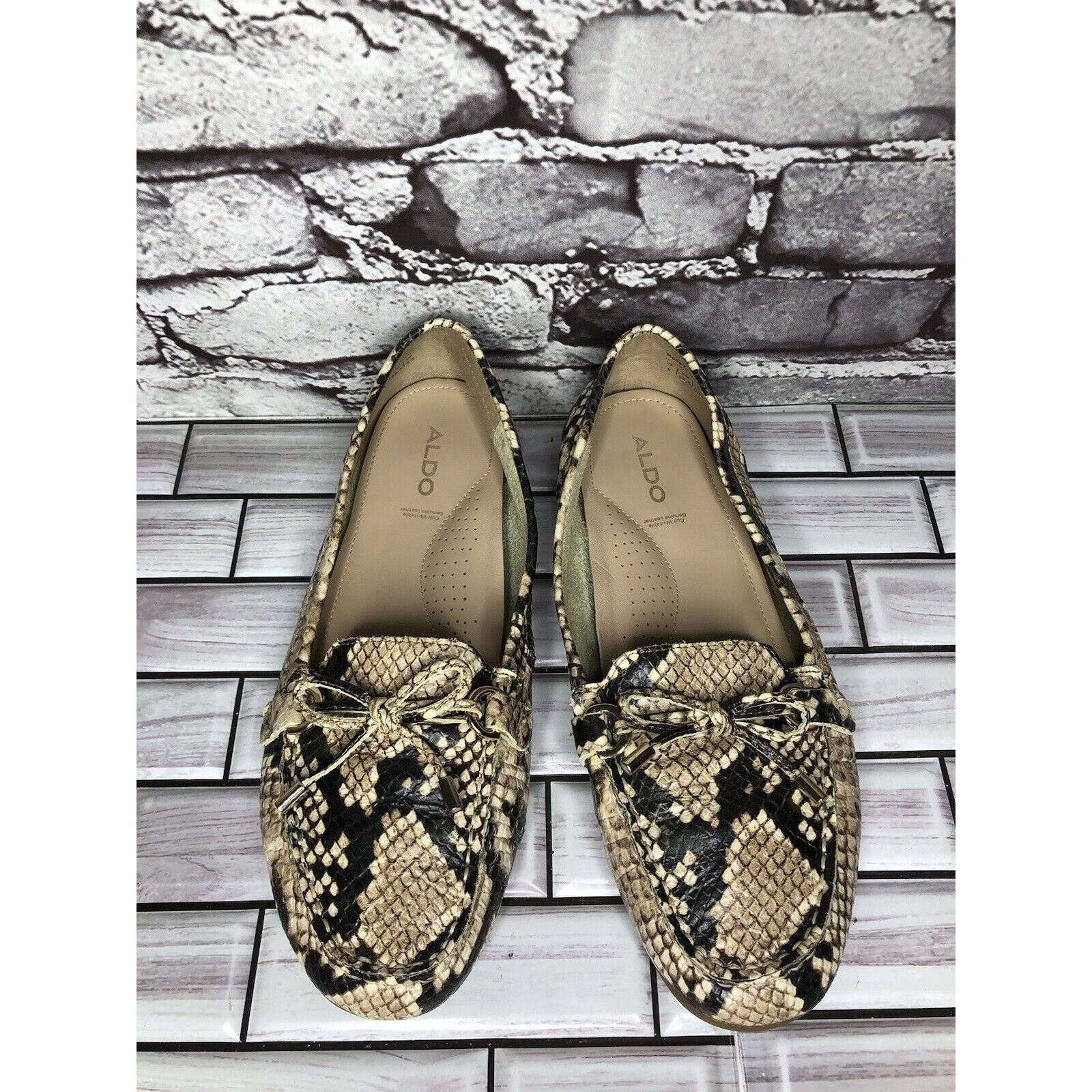 Aldo Aldo Cream Snake Skin Print Bow Leather Mocs Driving Shoes W Size US 7.5 / IT 37.5 - 18 Thumbnail