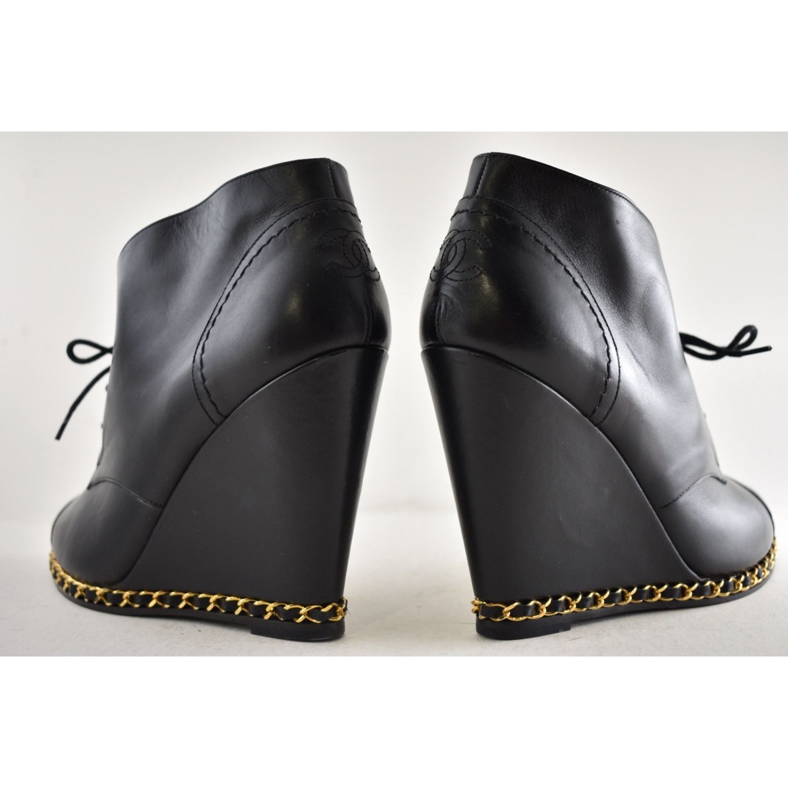 Chanel Chanel Black Leather Chain CC Lace Up Ankle Wedge Boot 38.5 Size US 8.5 / IT 38.5 - 16 Thumbnail