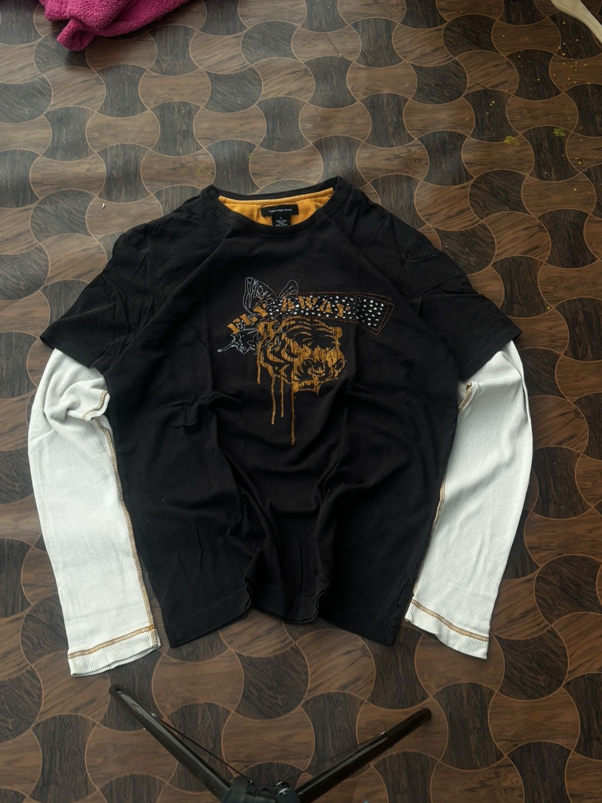 Calvin Klein Calvin Klein Jeans Y2K Tiger Graphic Layered Longsleeve Tee Size US XS / EU 42 / 0 - 6 Thumbnail