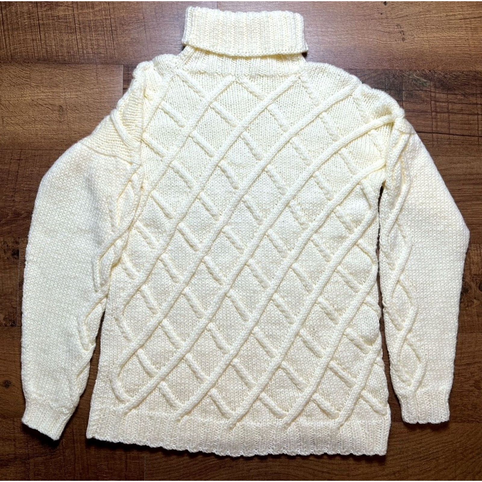 Vintage VINTAGE Fisherman Knit Sweater Turtleneck Womens Hand knit Ivory Acrylic - Medium Size M / US 6-8 / IT 42-44 - 3 Thumbnail