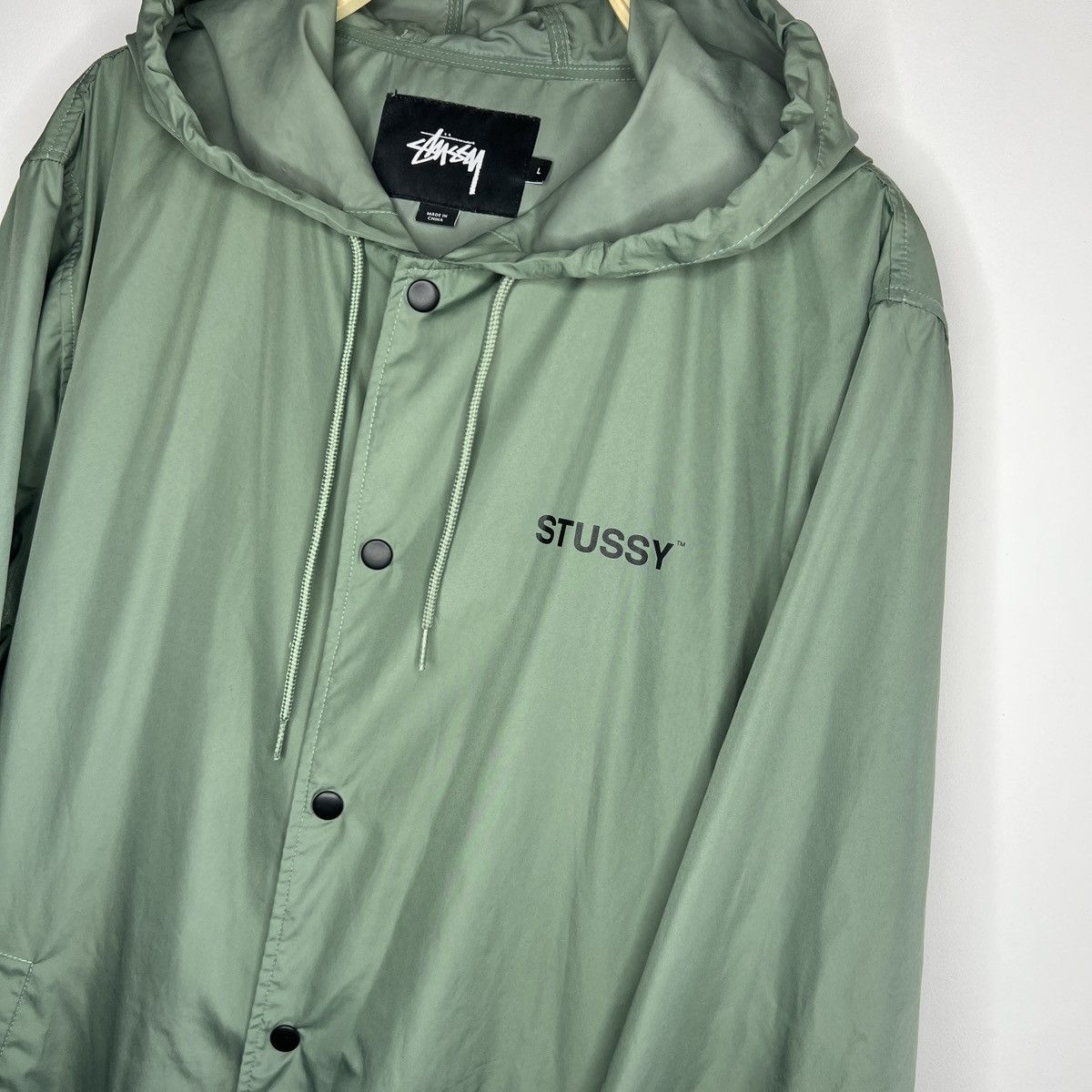 Stussy × Vintage Spellout Long Hooded Coach Jacket Laguna Beach Rain Coat Size US L / EU 52-54 / 3 - 5 Thumbnail