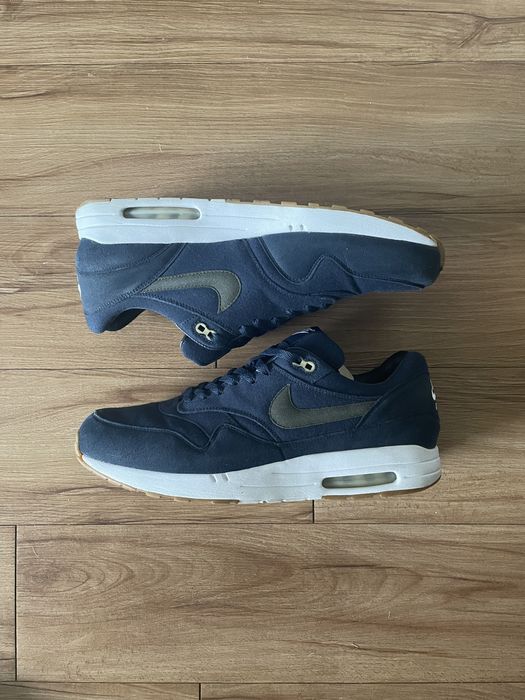 Nike air best sale max 1 apc