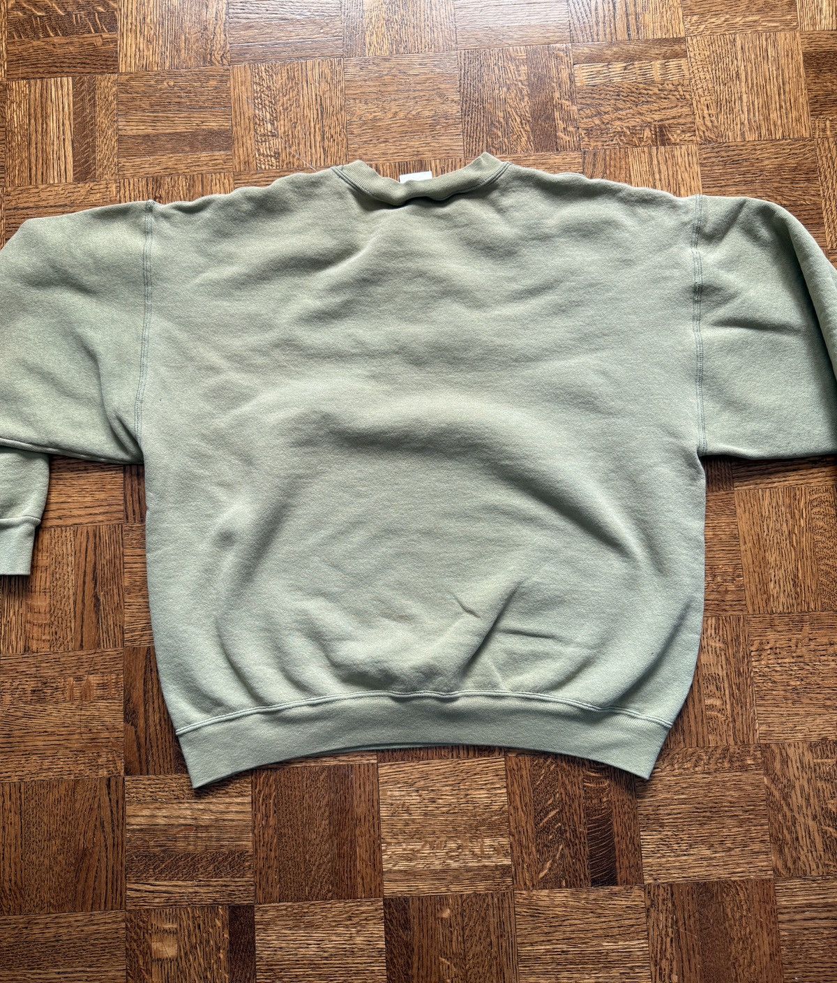 Vintage Vintage 90s Michigan Lighthouse Embroidered Sweatshirt Size US M / EU 48-50 / 2 - 7 Thumbnail