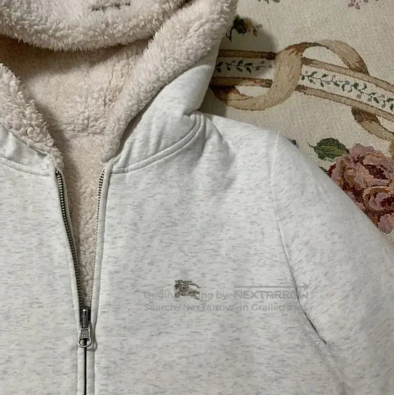 Burberry Burberry Women's Cream Cotton Long Sleeve Cardigan. Size M / US 6-8 / IT 42-44 - 2 Thumbnail