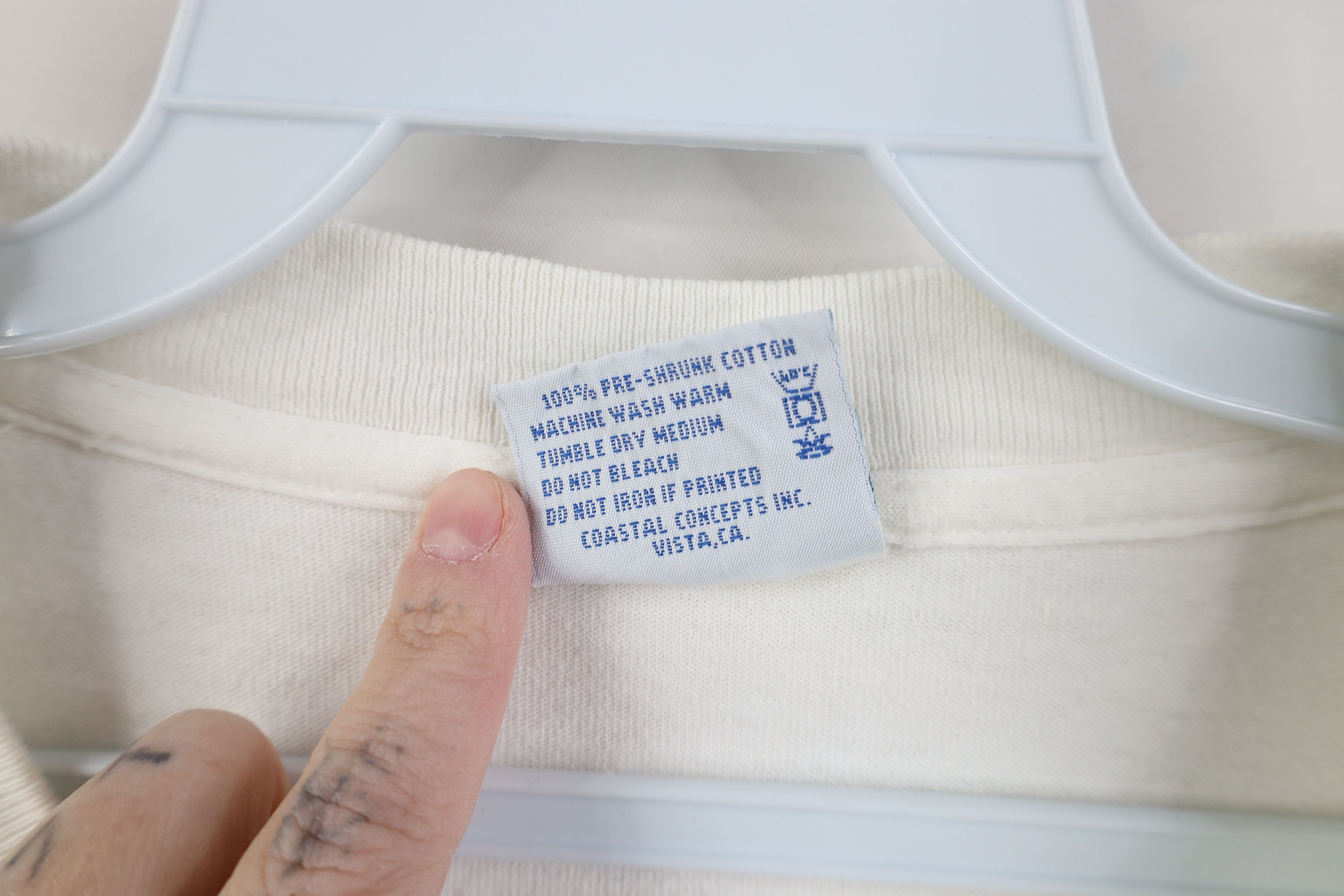 Vintage Vintage 90s Clinton Dress Hillary Clinton T-Shirt White USA Size US XL / EU 56 / 4 - 12 Thumbnail