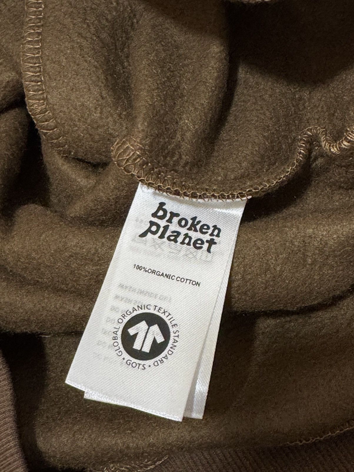 Broken Planet Broken planet out of sight hoddie Size US M / EU 48-50 / 2 - 7 Thumbnail