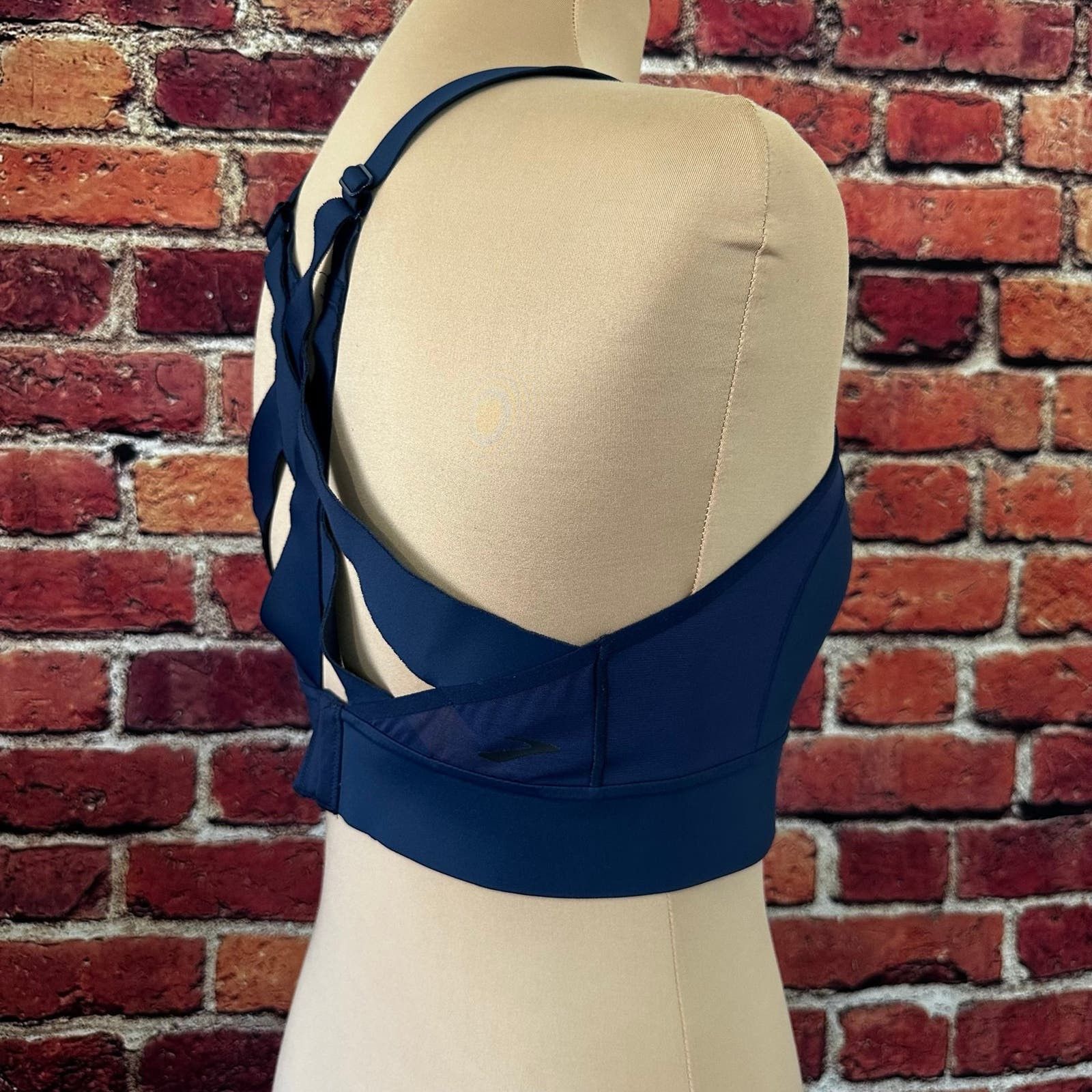 Brooks Brooks Sports Bra Size ONE SIZE - 4 Thumbnail