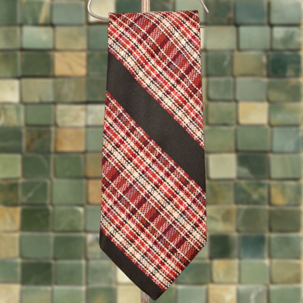 Vintage VTG James Davis NOS 1970s Red & Black Plaid Wide Necktie 70s Tie Men’s Polyester Neck Tie Size ONE SIZE - 1 Thumbnail