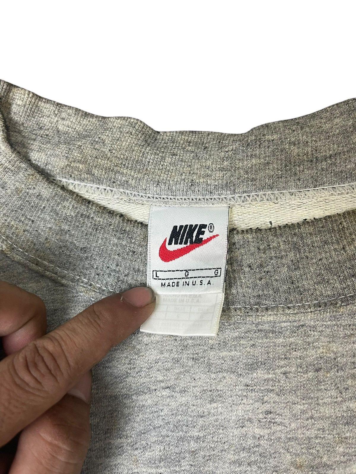 Nike Vintage Nike Faded Distressed Sweatshirt Streetwear Size US L / EU 52-54 / 3 - 5 Thumbnail