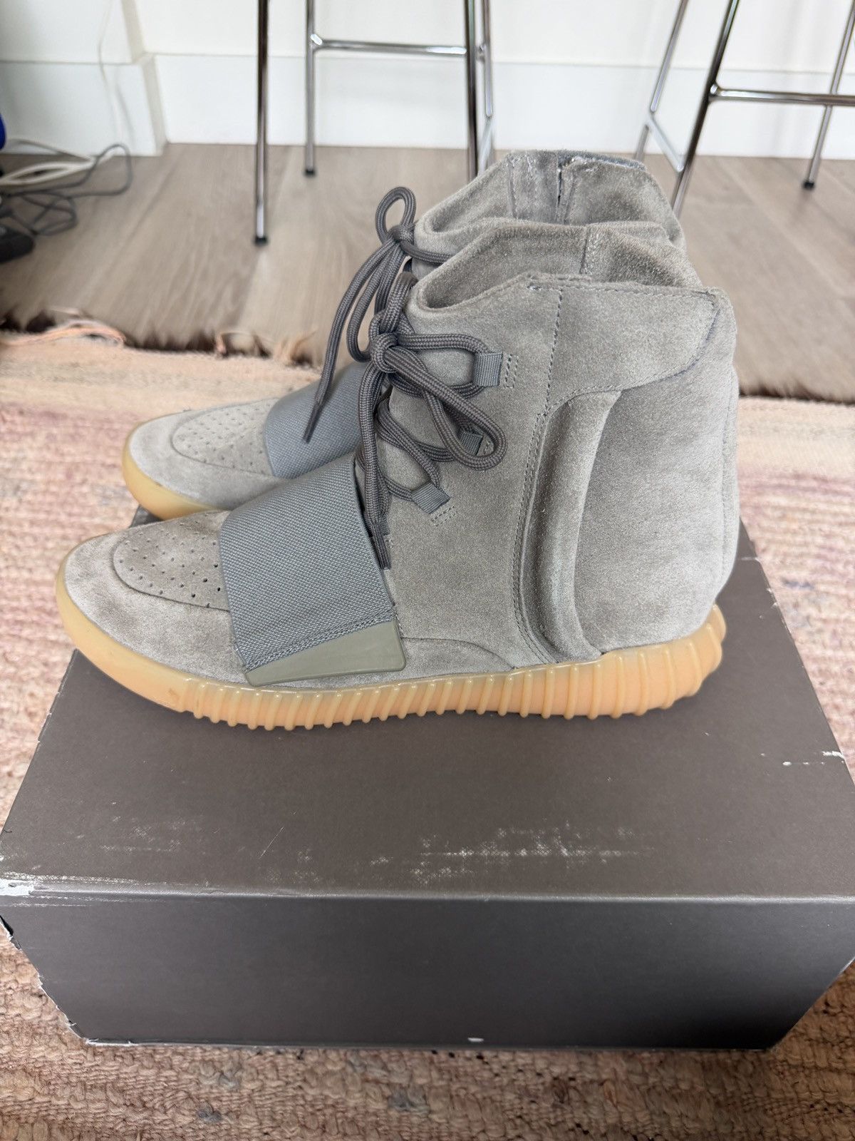 Yeezy Yeezy Boost 750 grey gum Size US 9.5 / EU 42-43 - 4 Thumbnail