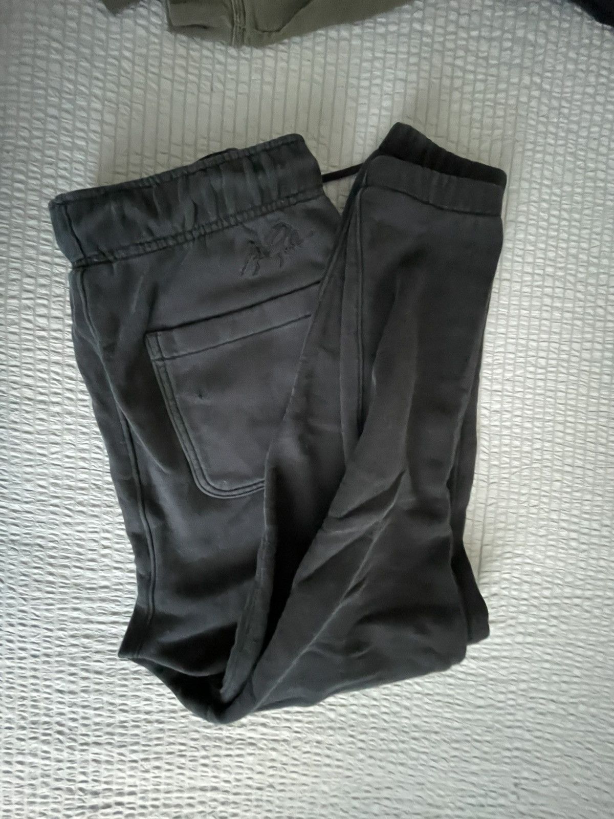Jordan Brand Jordan All Black Outfit - Hoodie (M) + Sweats (S) Size US M / EU 48-50 / 2 - 8 Thumbnail
