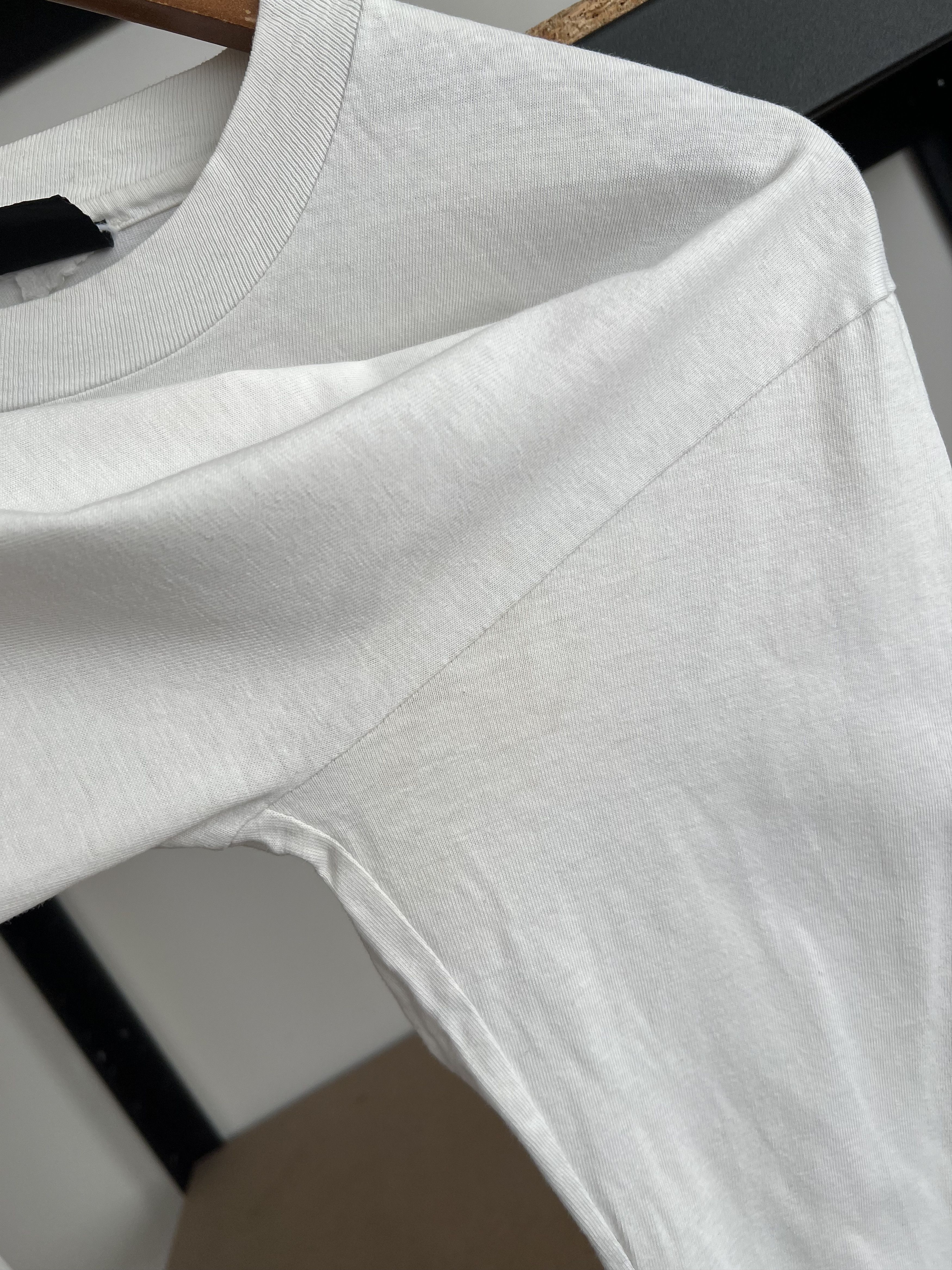 Vintage Vintage 90s Blunt Skateboards USA White Long Sleeve Size US M / EU 48-50 / 2 - 9 Thumbnail