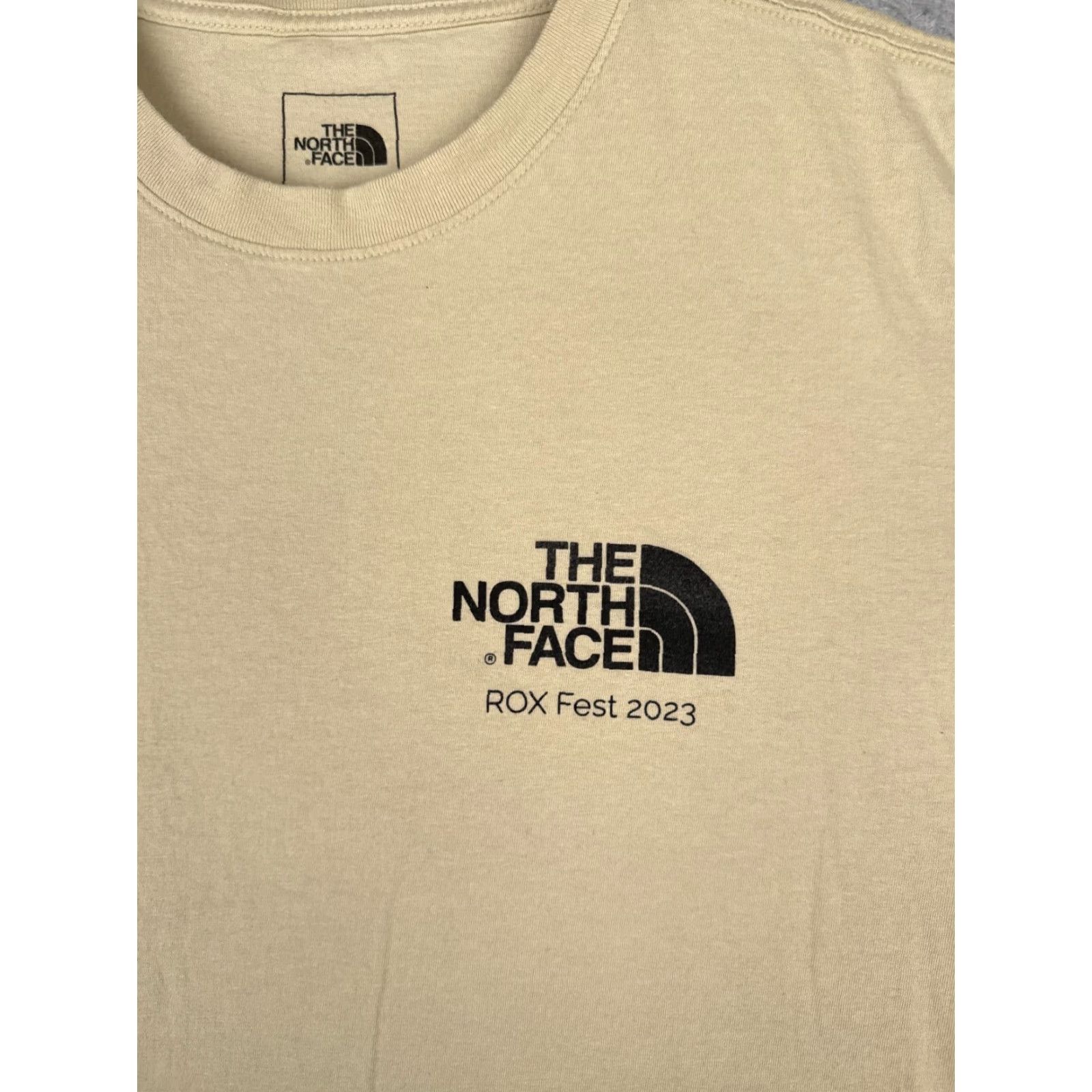 The North Face VINTAGE The North Face Shirt Men Medium Beige Cotton Short Sleeve Crew Neck Logo 80s 90s Mens M Beige Shirt Size US M / EU 48-50 / 2 - 6 Thumbnail