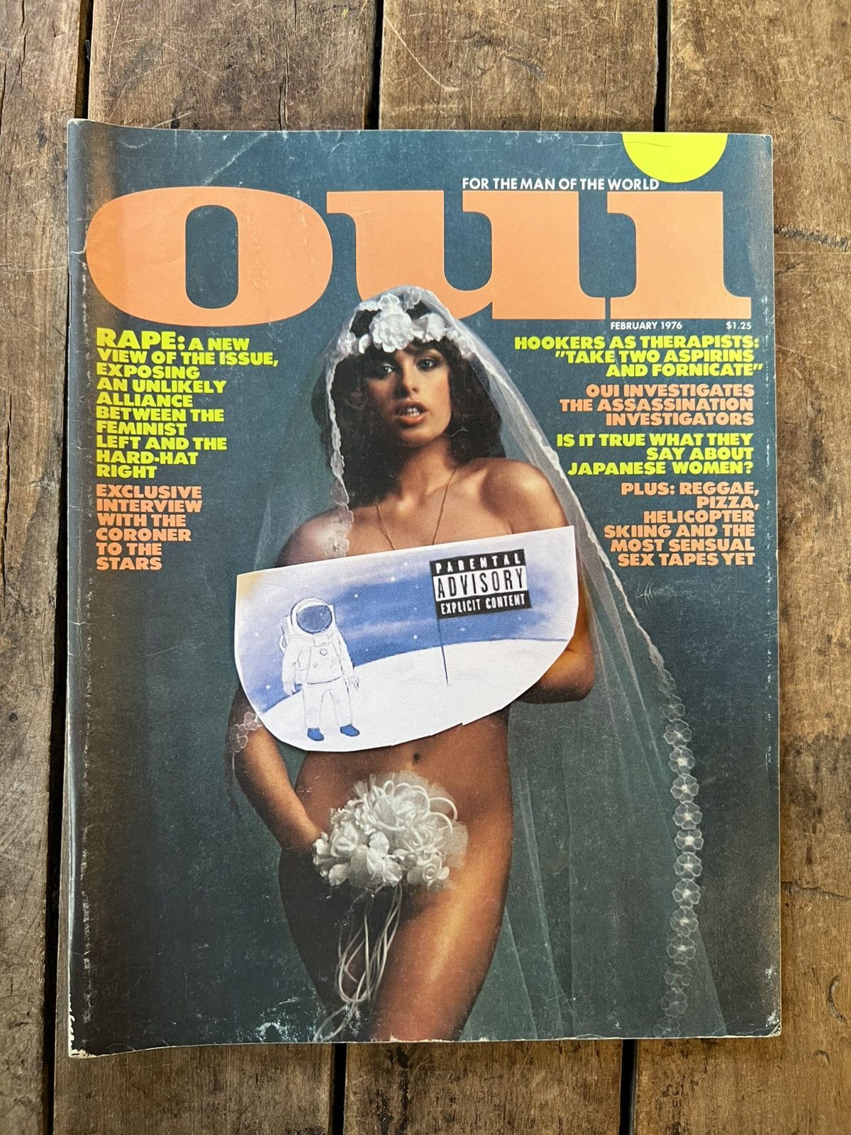 Vintage OUI Magazine “ For The Man of The World ”February 1976 Issue Size ONE SIZE - 1 Thumbnail