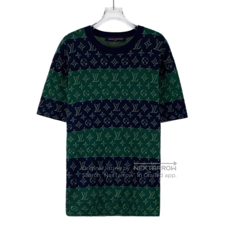 Louis Vuitton Louis Vuitton 26 color-block, full-print, striped, short-s Size US M / EU 48-50 / 2 - 1 Thumbnail